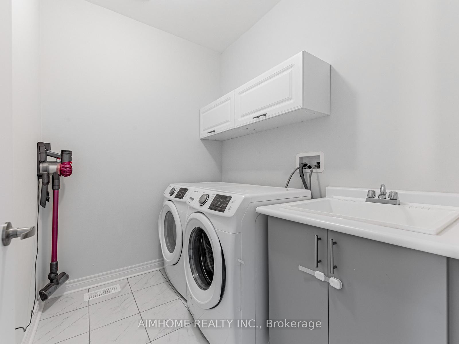Photo 24 of 135 Lebovic Campus Drive, Vaughan, Patterson — HOMEH