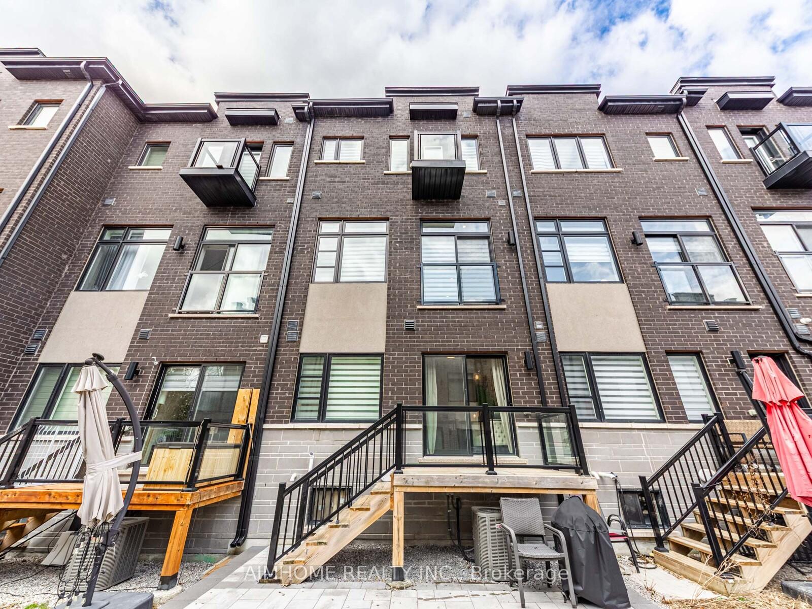 Photo 32 of 135 Lebovic Campus Drive, Vaughan, Patterson — HOMEH