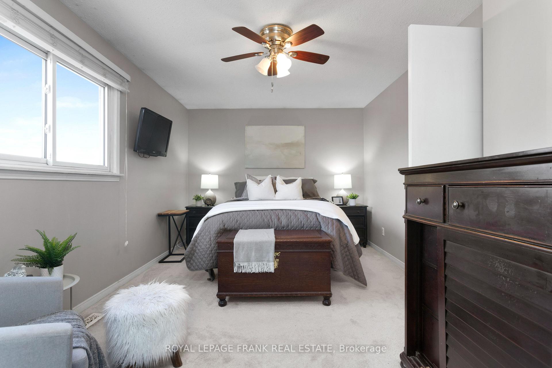 Photo 15 of 203 Lichen Crescent, Oshawa, McLaughlin — HOMEH