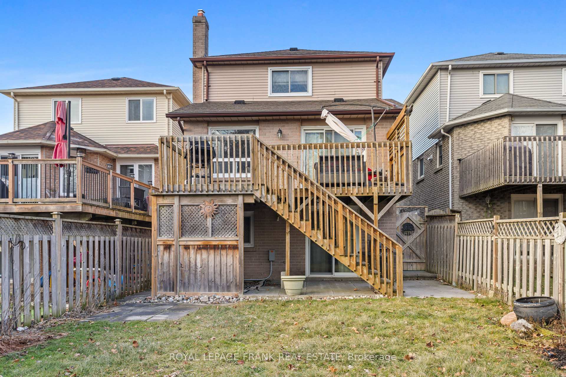 Photo 27 of 203 Lichen Crescent, Oshawa, McLaughlin — HOMEH