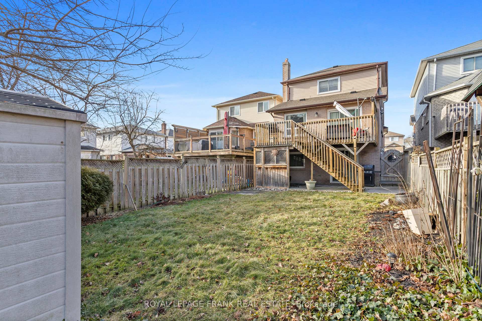 Photo 28 of 203 Lichen Crescent, Oshawa, McLaughlin — HOMEH
