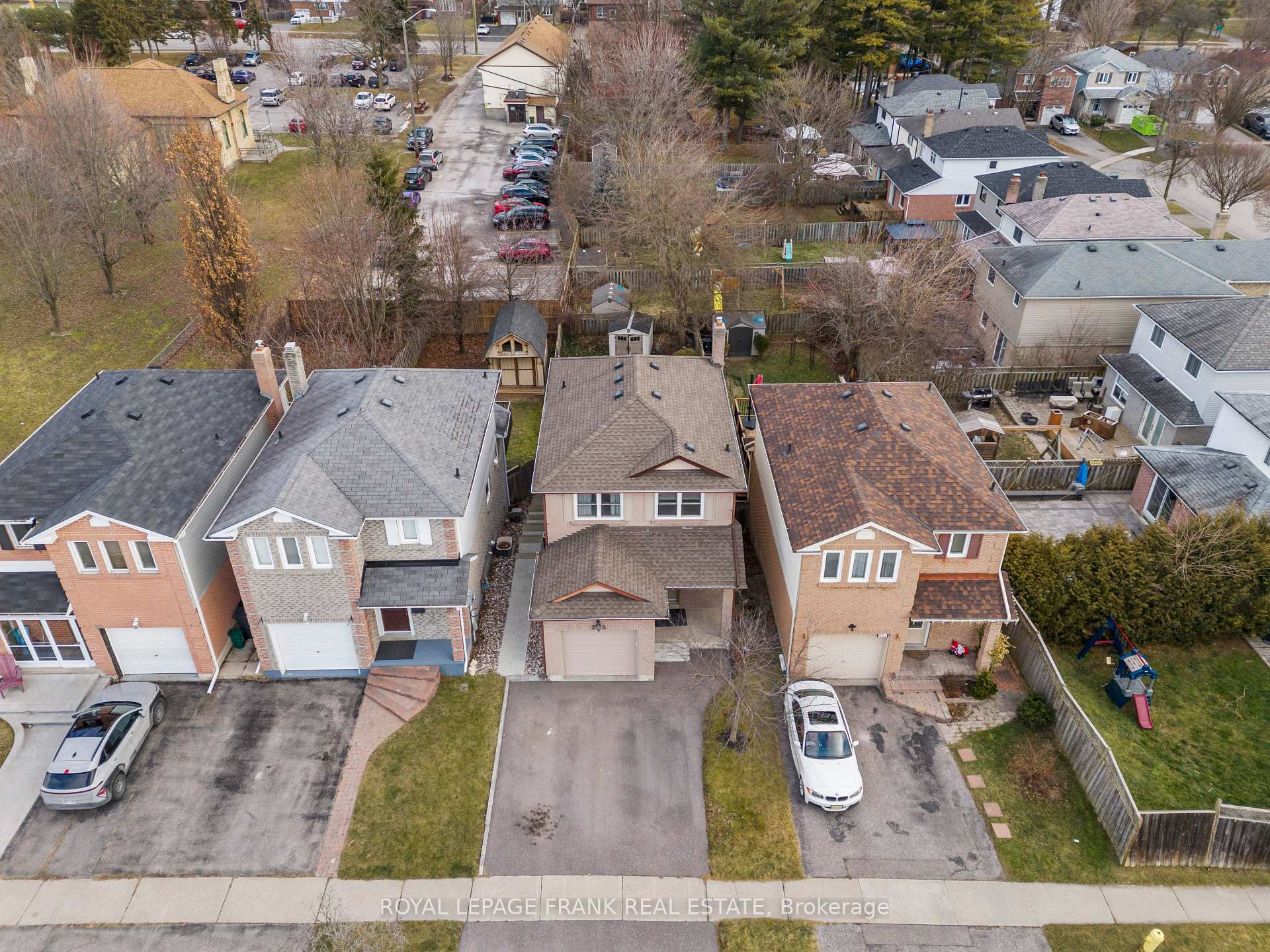 Photo 30 of 203 Lichen Crescent, Oshawa, McLaughlin — HOMEH