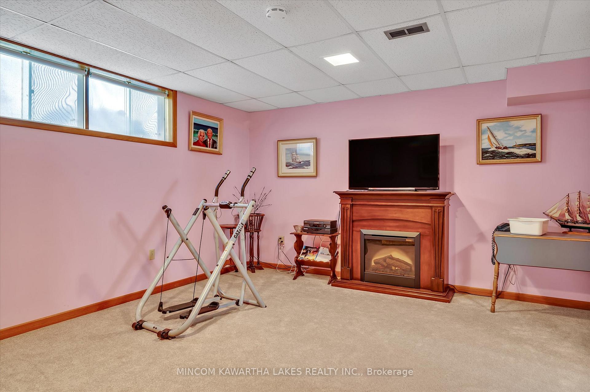 Photo 79 of 1381 Heather Lane, Peterborough, Monaghan Ward 2 — HOMEH