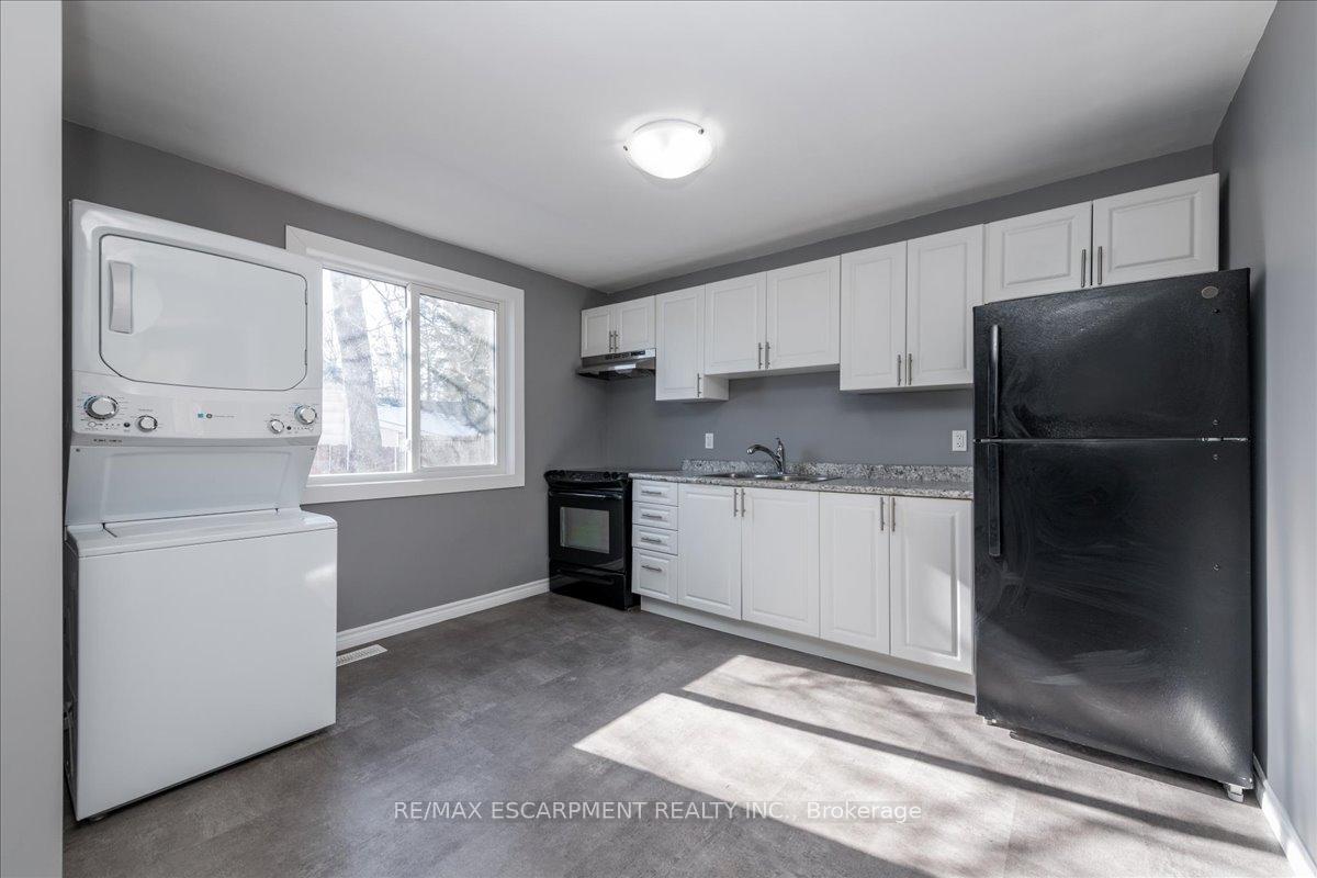 Photo 8 of Unit Main, 210 Owen Street, Barrie, Wellington — HOMEH