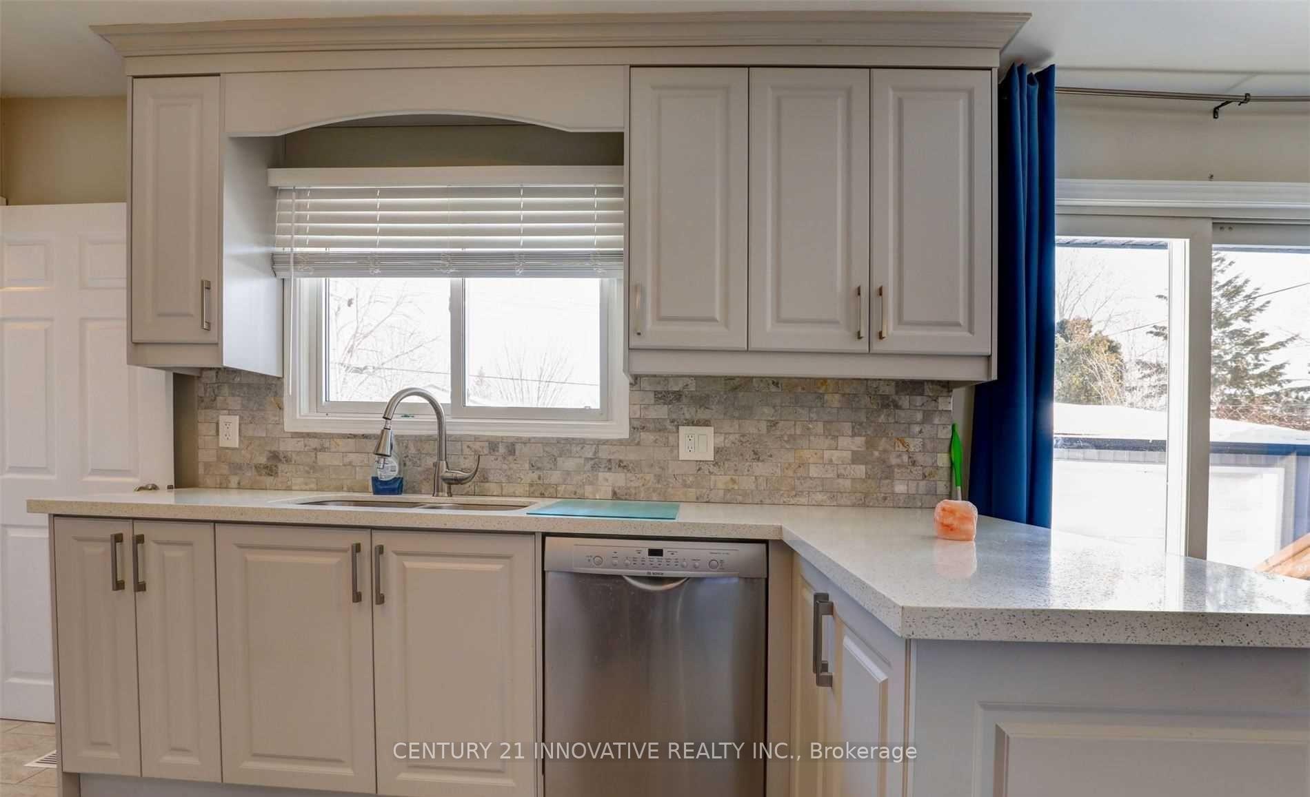Photo 5 of 512 Robert Road, Peterborough, Otonabee Ward 1 — HOMEH