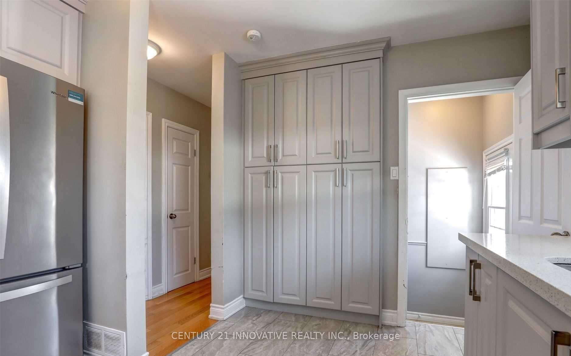 Photo 6 of 512 Robert Road, Peterborough, Otonabee Ward 1 — HOMEH