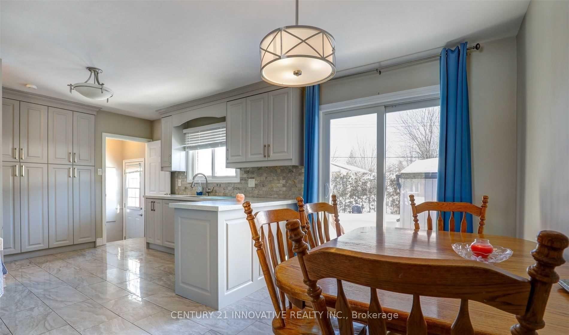 Photo 8 of 512 Robert Road, Peterborough, Otonabee Ward 1 — HOMEH