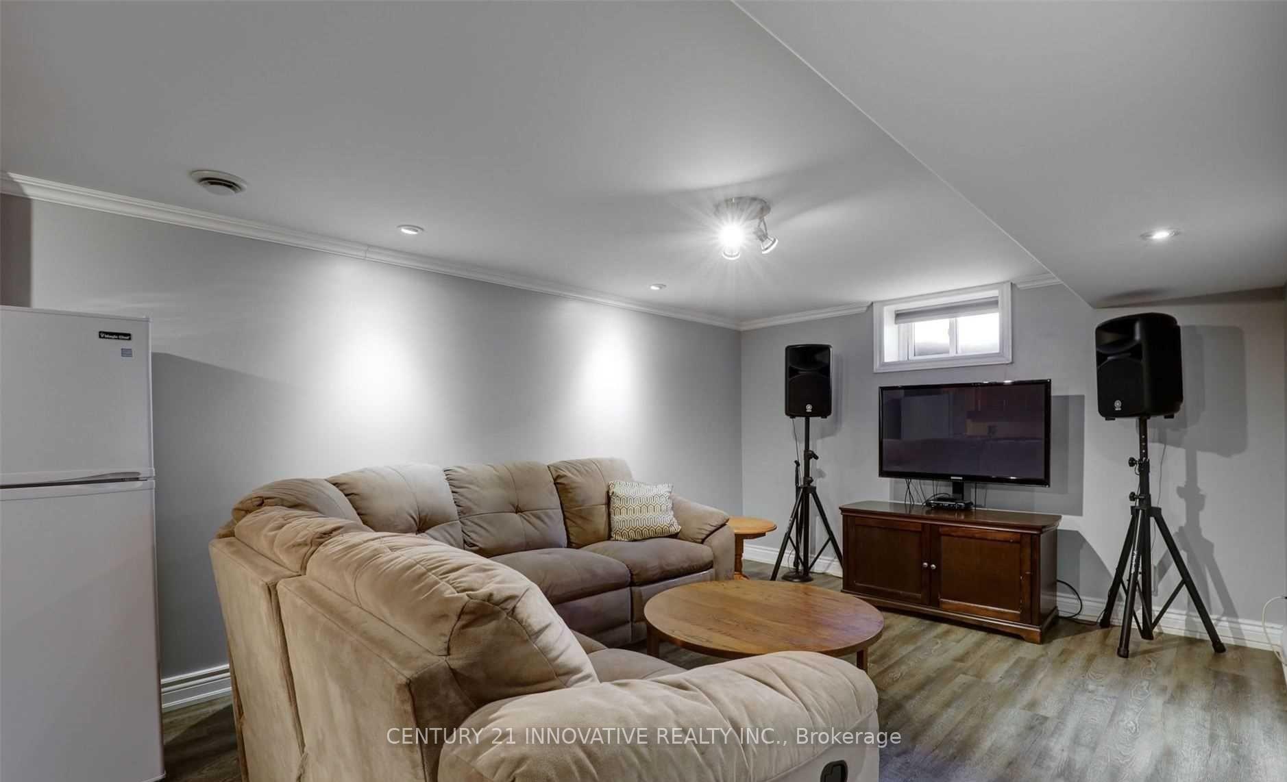 Photo 21 of 512 Robert Road, Peterborough, Otonabee Ward 1 — HOMEH