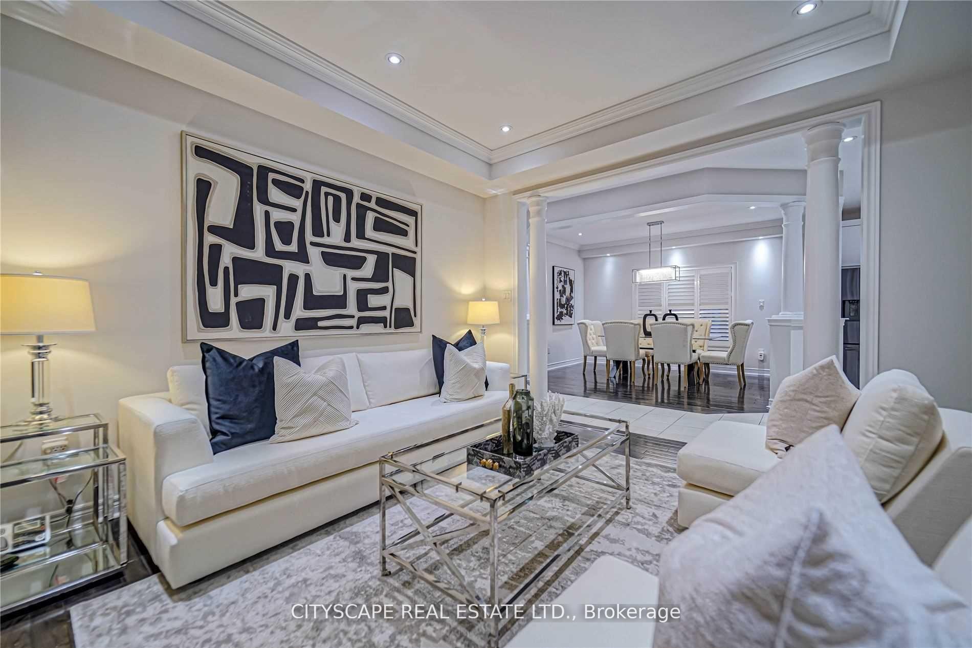 Photo 10 of 37 Silk Oak Court, Vaughan, Patterson — HOMEH