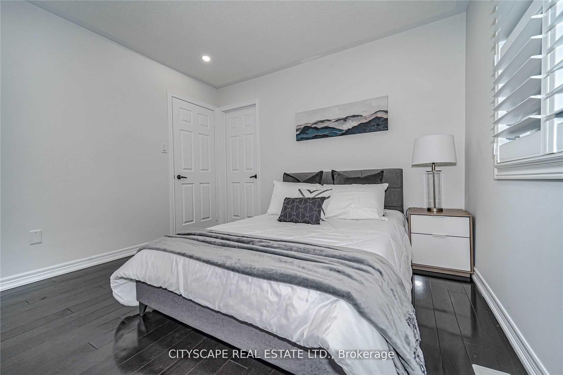 Photo 27 of 37 Silk Oak Court, Vaughan, Patterson — HOMEH