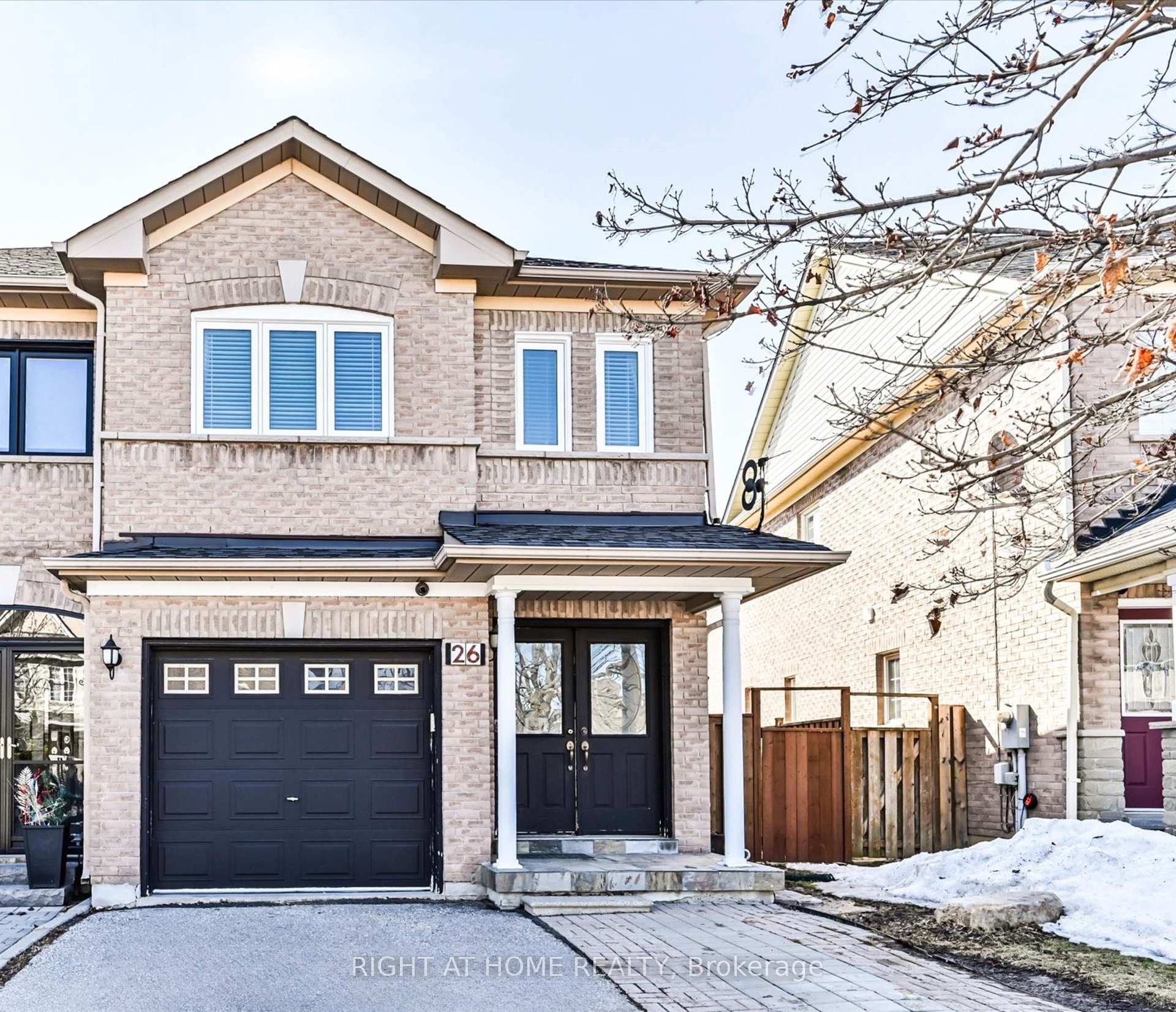 Photo 1 of 26 Benjamin Hood Crescent, Vaughan, Patterson — HOMEH