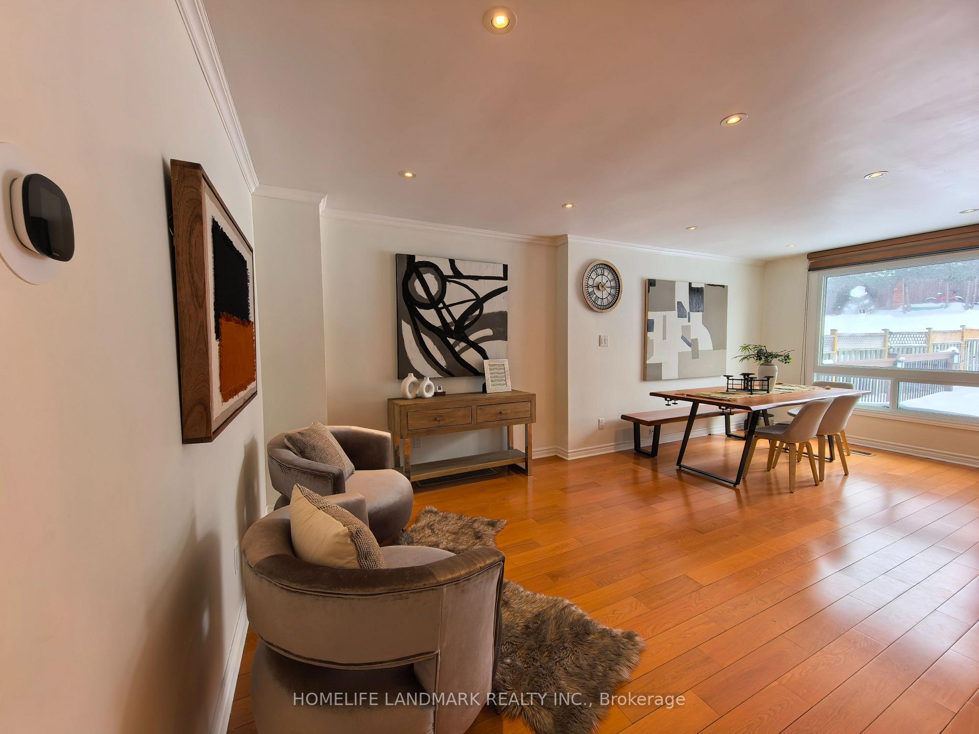 Photo 5 of 109 Gayla Street, Vaughan, Brownridge — HOMEH