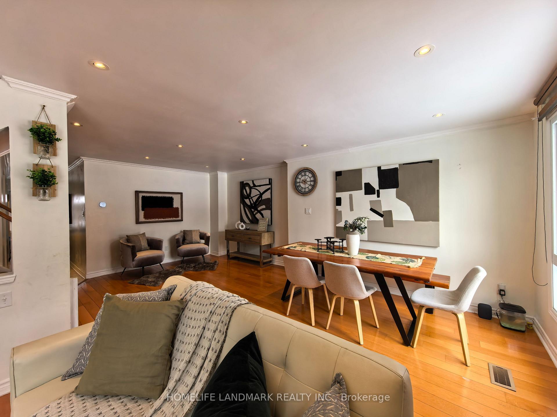 Photo 7 of 109 Gayla Street, Vaughan, Brownridge — HOMEH