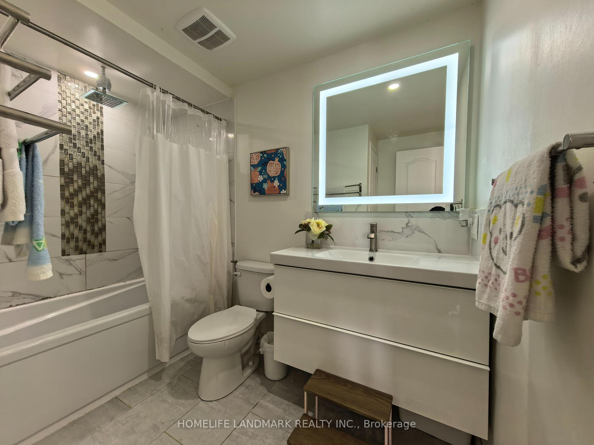 Photo 15 of 109 Gayla Street, Vaughan, Brownridge — HOMEH