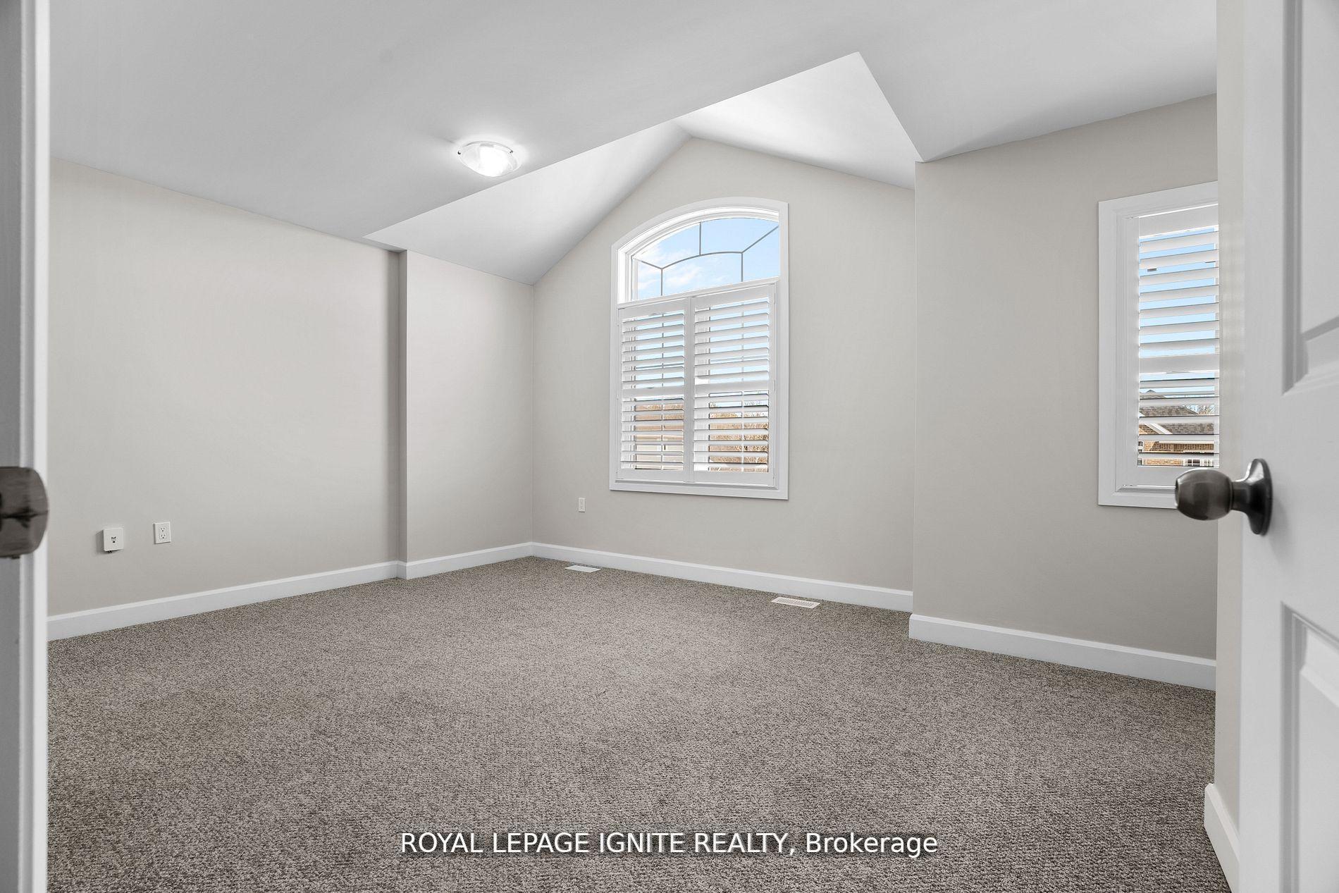 Photo 18 of 641 Lemay Grove, Peterborough, Monaghan Ward 2 — HOMEH
