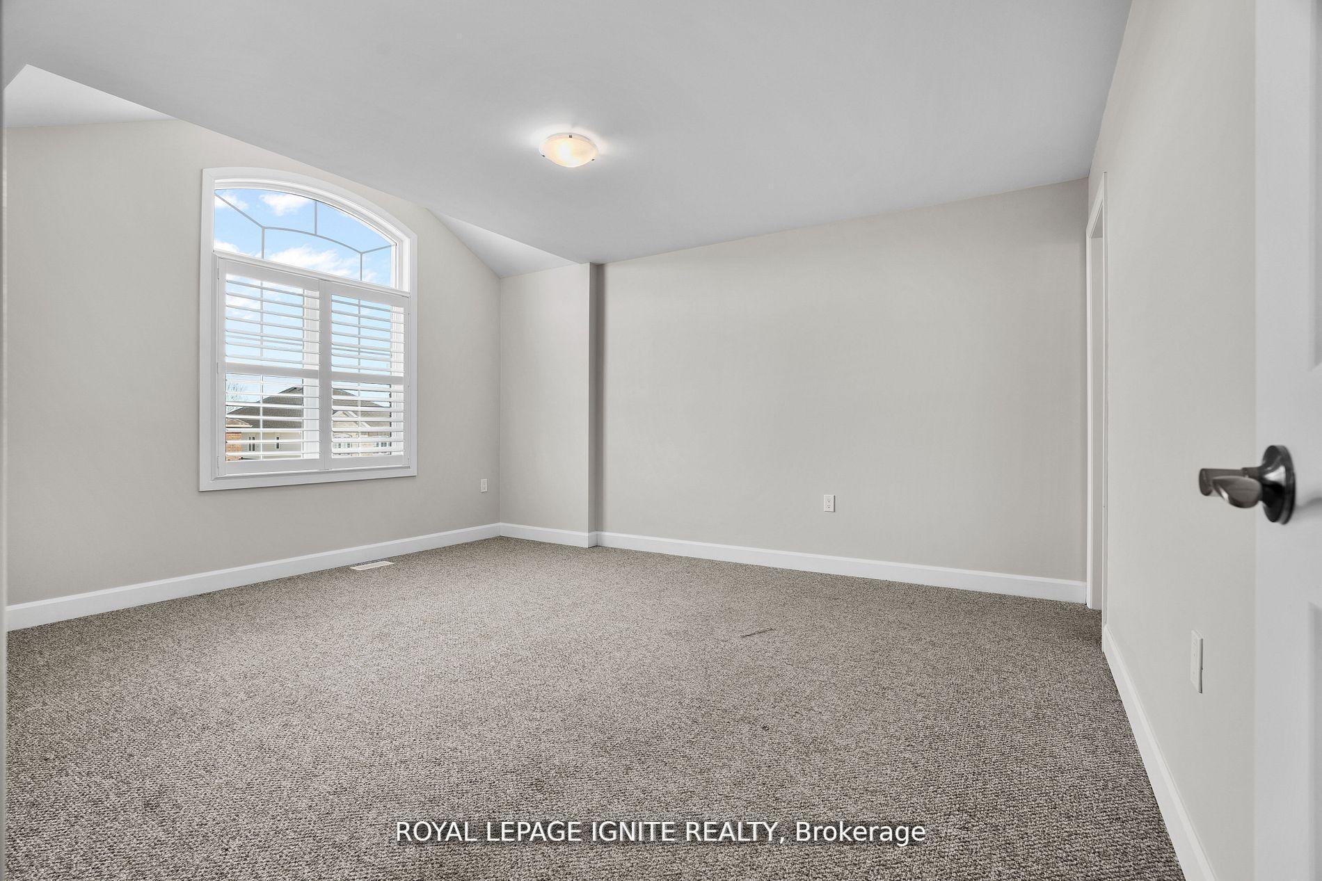 Photo 20 of 641 Lemay Grove, Peterborough, Monaghan Ward 2 — HOMEH