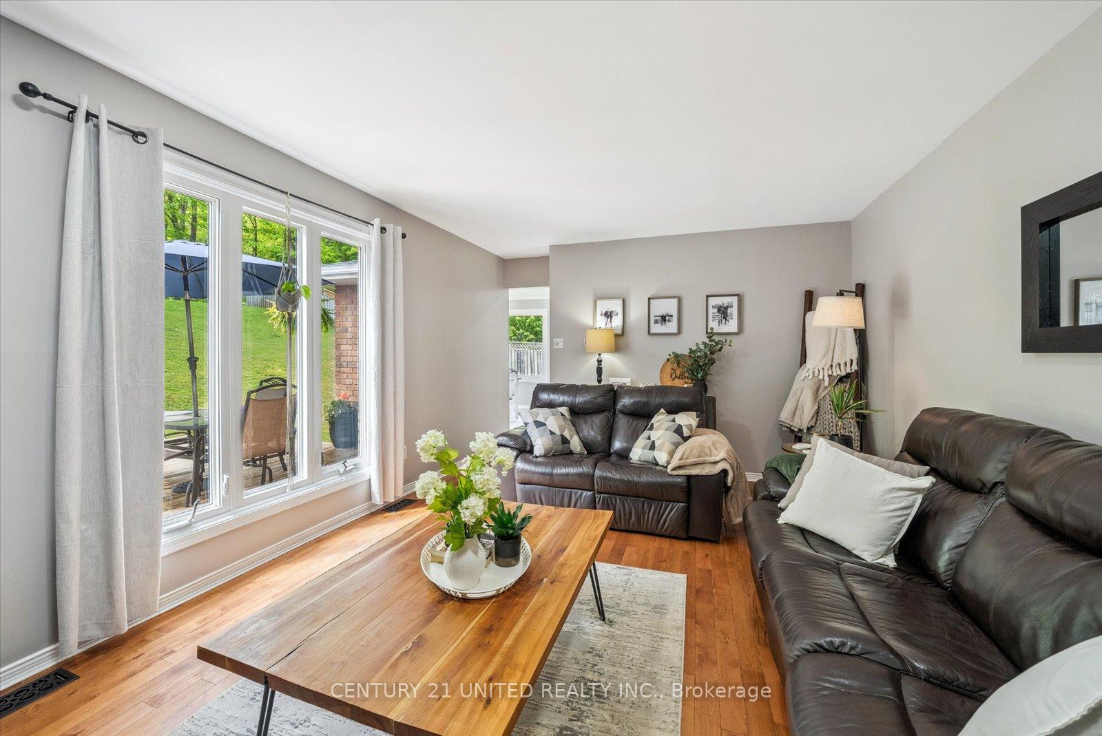 Photo 19 of 1345 Hetherington Drive, Peterborough, Northcrest Ward 5 — HOMEH