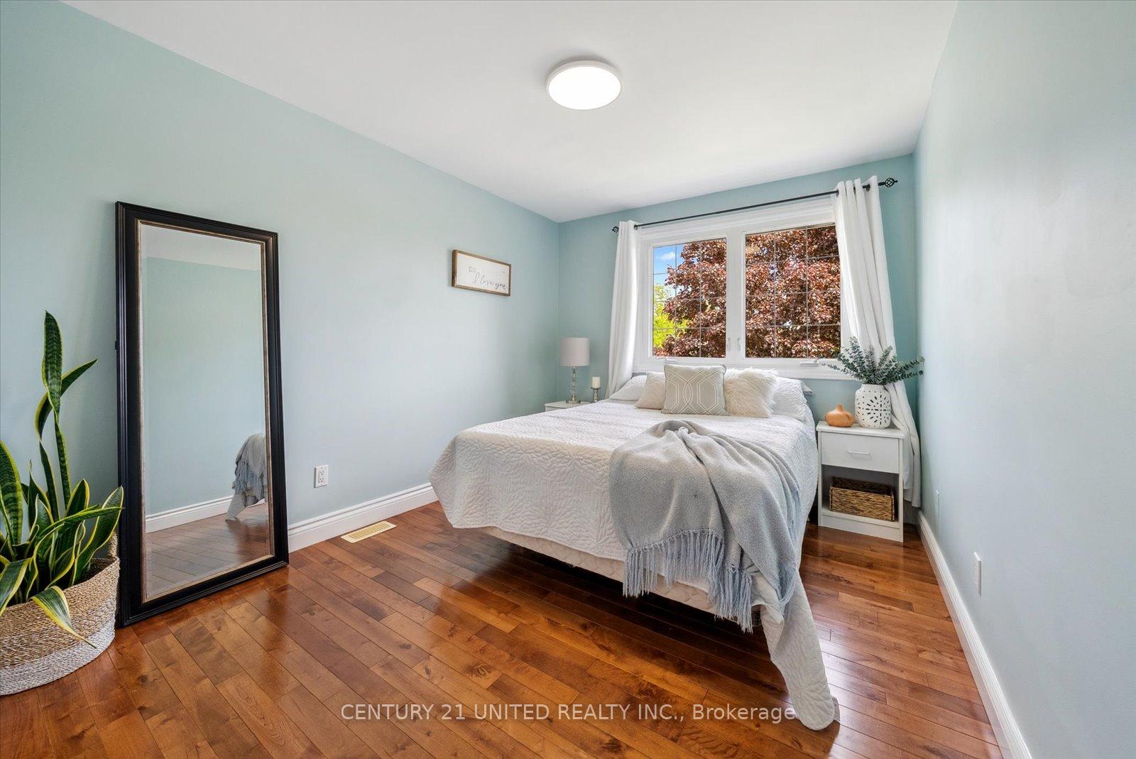 Photo 30 of 1345 Hetherington Drive, Peterborough, Northcrest Ward 5 — HOMEH