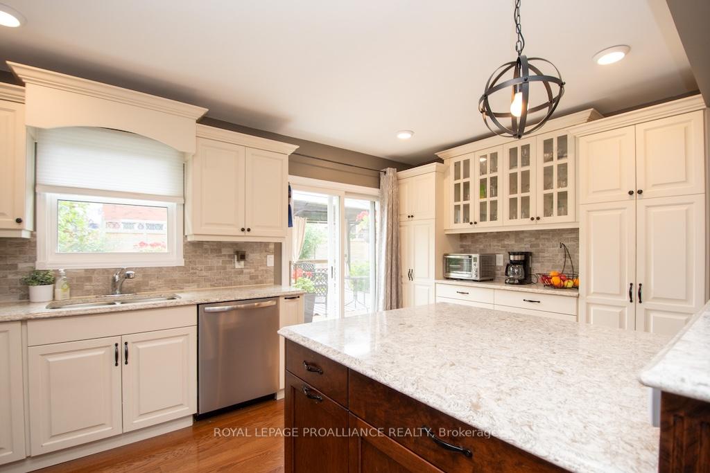 Photo 14 of 1759 Stenson Boulevard, Peterborough, Otonabee Ward 1 — HOMEH