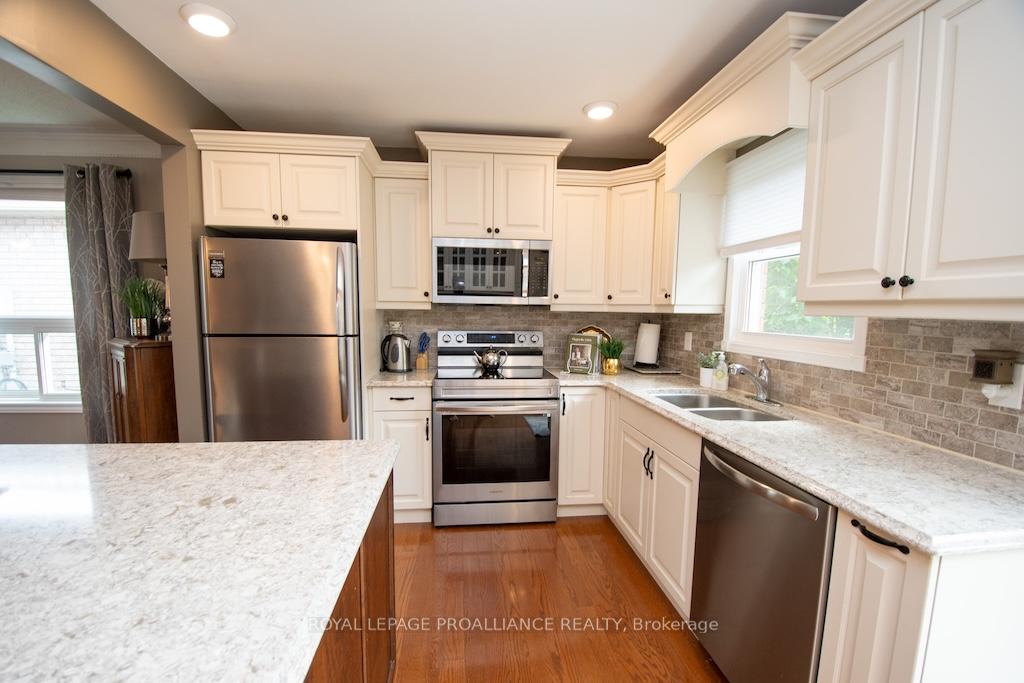 Photo 17 of 1759 Stenson Boulevard, Peterborough, Otonabee Ward 1 — HOMEH