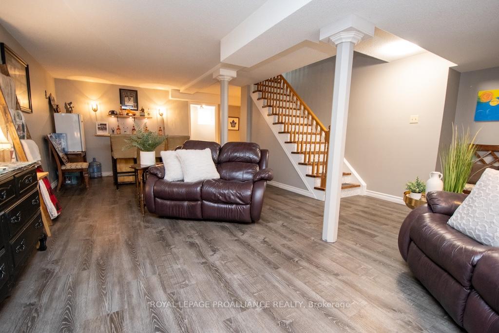Photo 34 of 1759 Stenson Boulevard, Peterborough, Otonabee Ward 1 — HOMEH