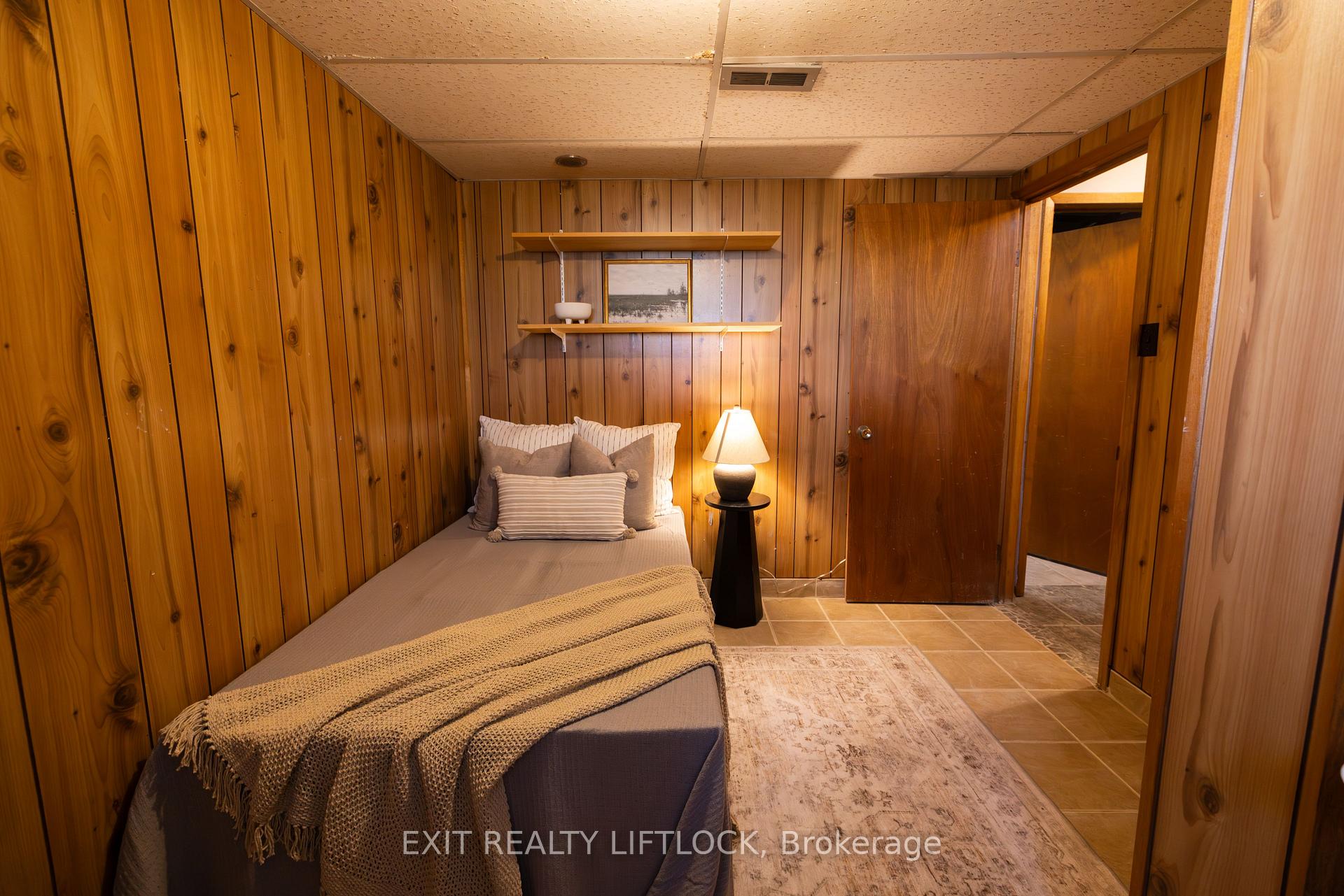 Photo 18 of 983 Deana Boulevard, Peterborough, Northcrest Ward 5 — HOMEH