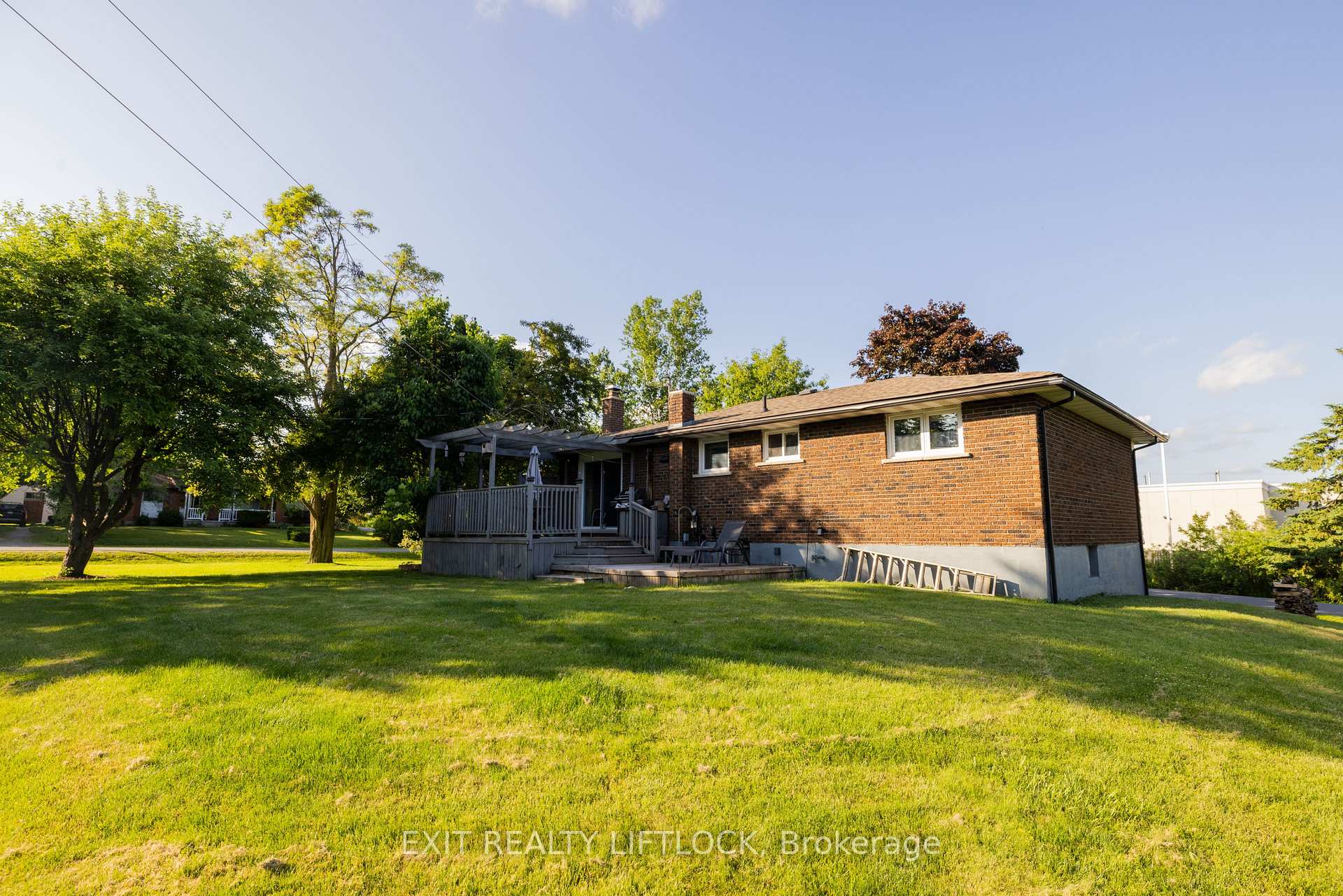Photo 21 of 983 Deana Boulevard, Peterborough, Northcrest Ward 5 — HOMEH