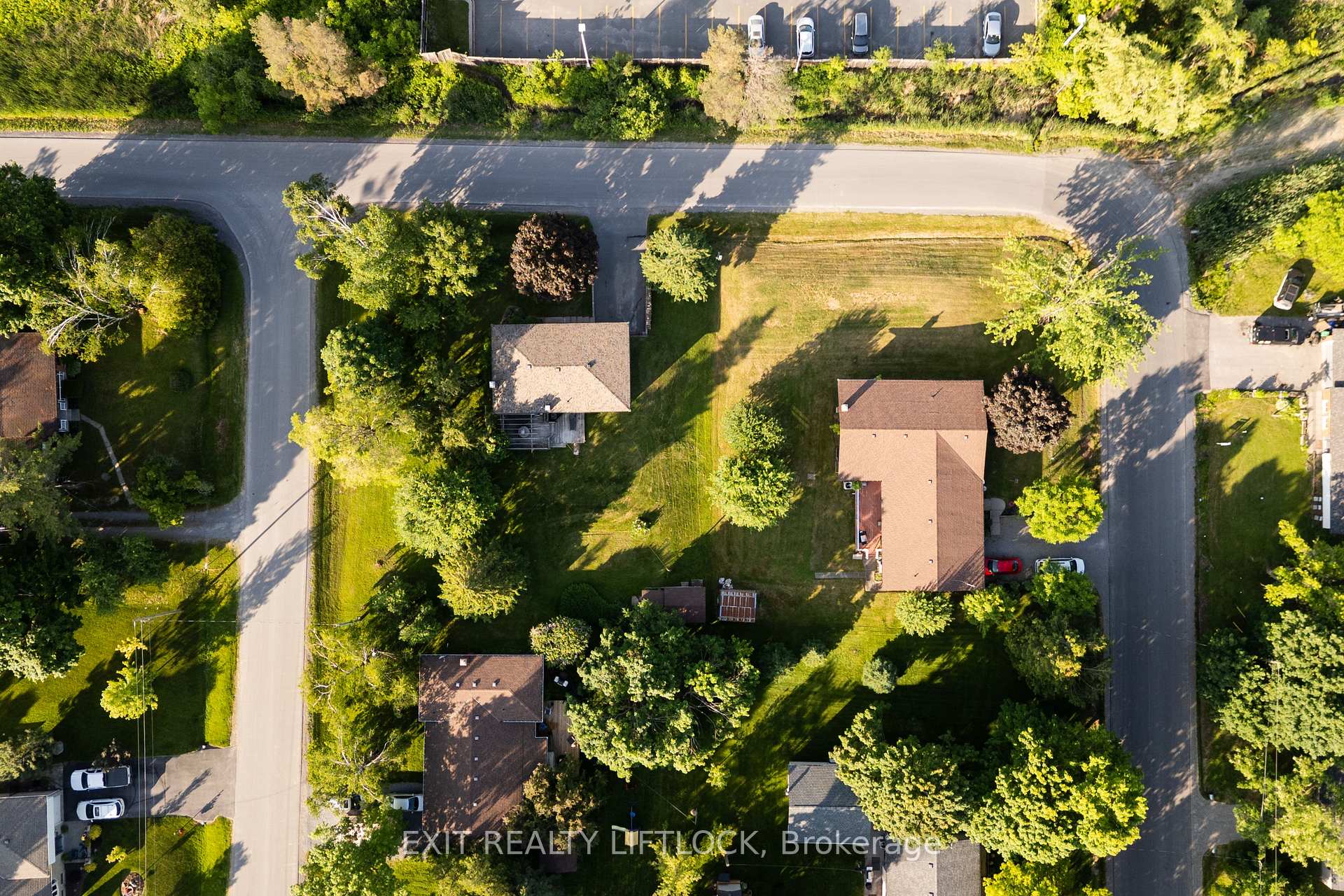 Photo 24 of 983 Deana Boulevard, Peterborough, Northcrest Ward 5 — HOMEH