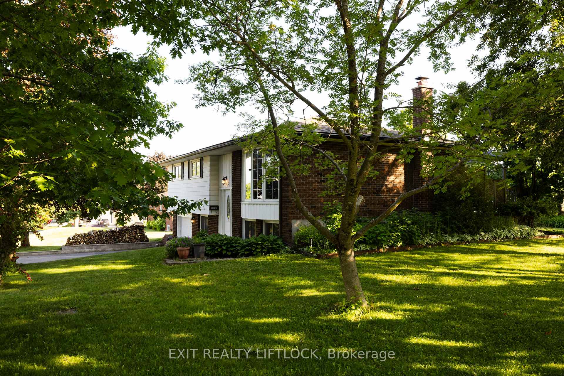 Photo 25 of 983 Deana Boulevard, Peterborough, Northcrest Ward 5 — HOMEH