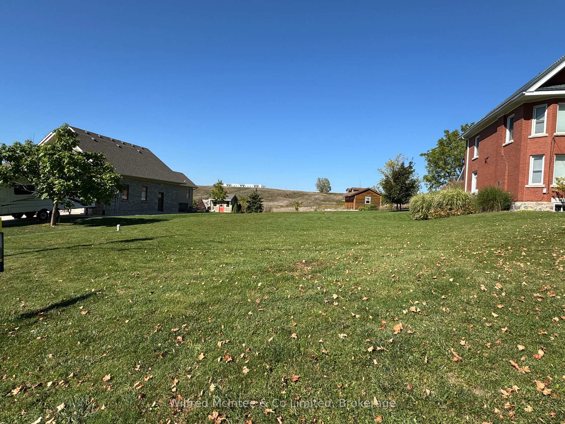 Photo 3 of 936 Durham Road, Brockton — HOMEH