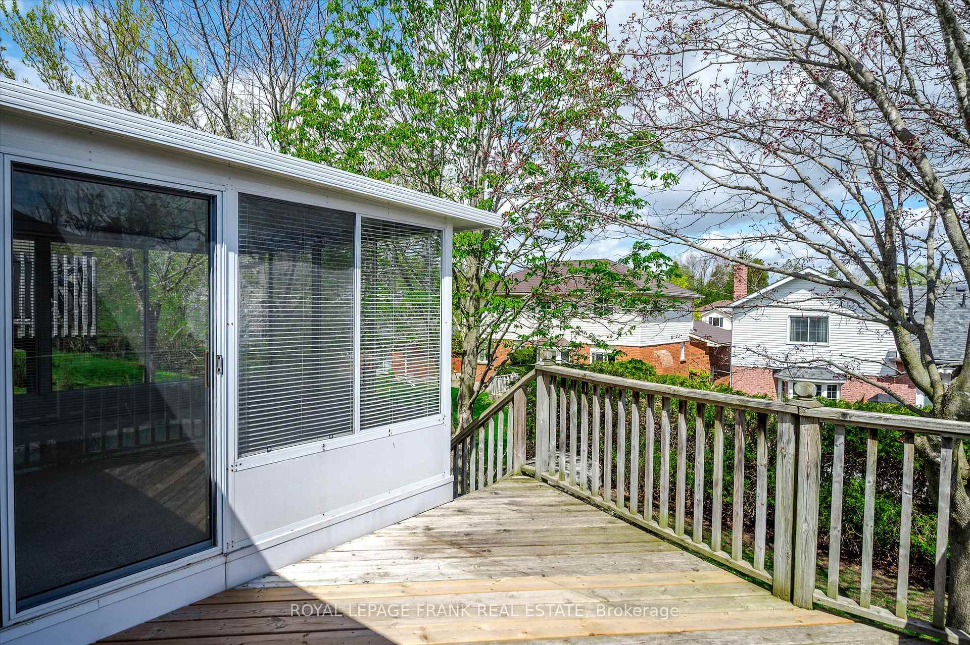 Photo 17 of 1606 Ramblewood Drive, Peterborough, Otonabee Ward 1 — HOMEH