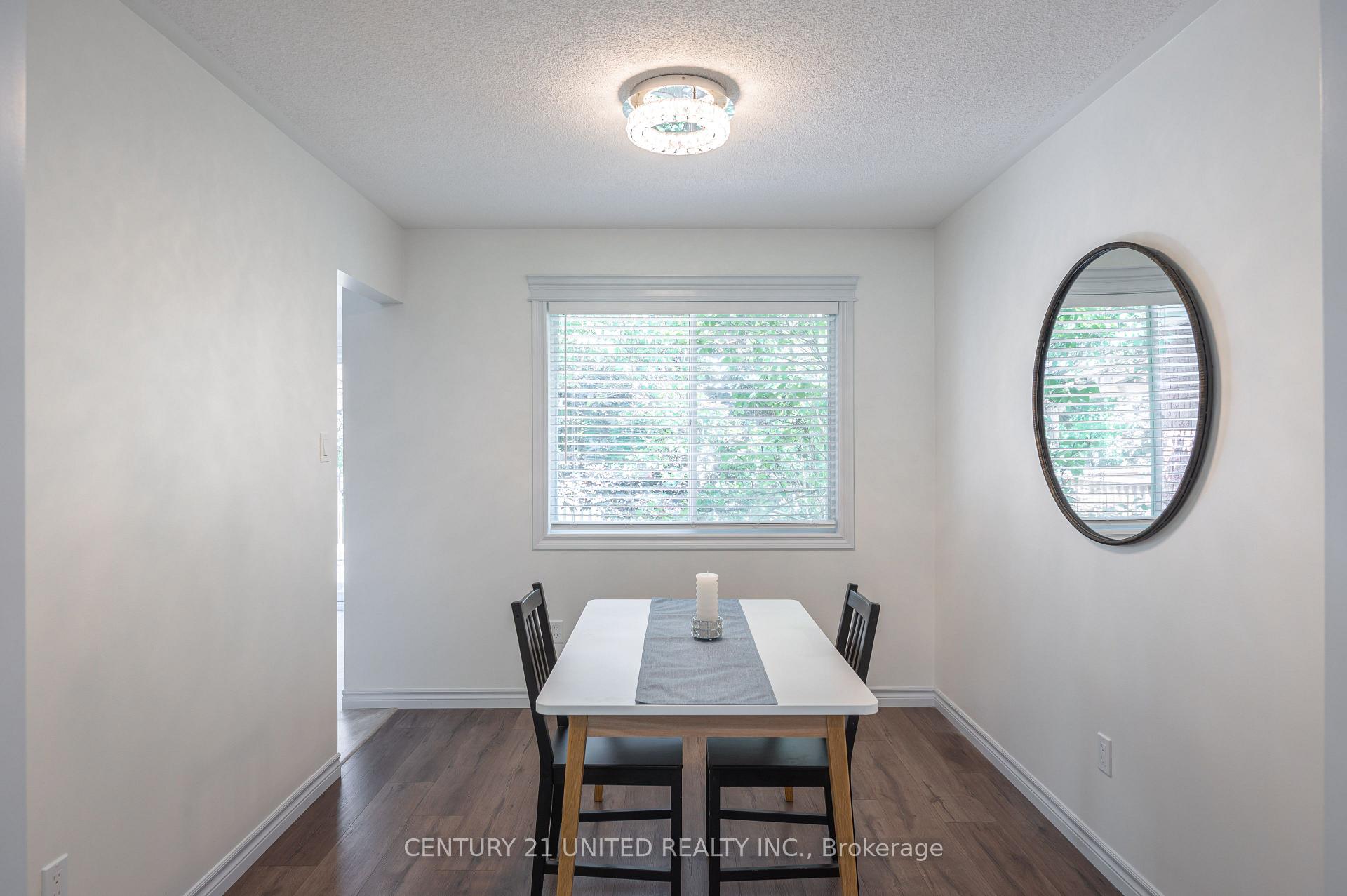 Photo 7 of 2509 Marsdale Drive, Peterborough, Ashburnham Ward 4 — HOMEH