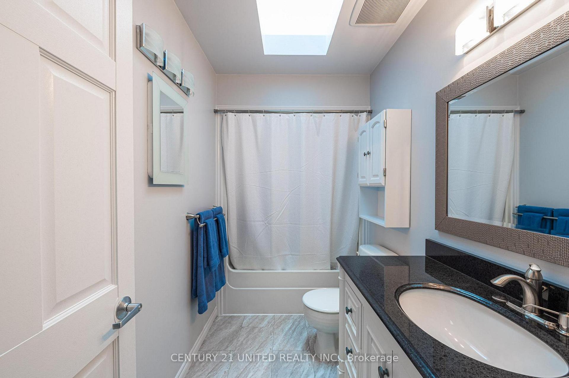 Photo 13 of 2509 Marsdale Drive, Peterborough, Ashburnham Ward 4 — HOMEH