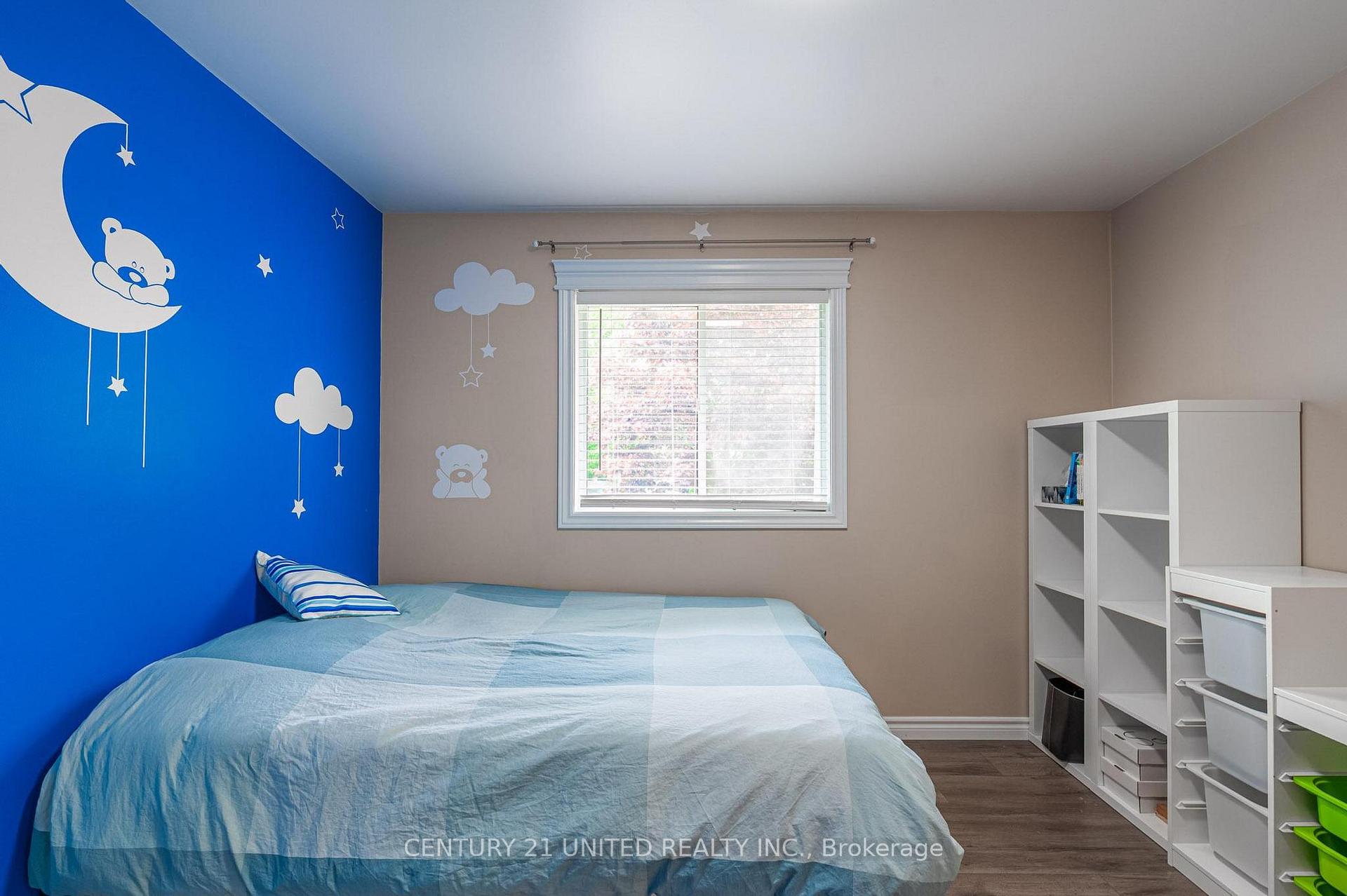 Photo 16 of 2509 Marsdale Drive, Peterborough, Ashburnham Ward 4 — HOMEH