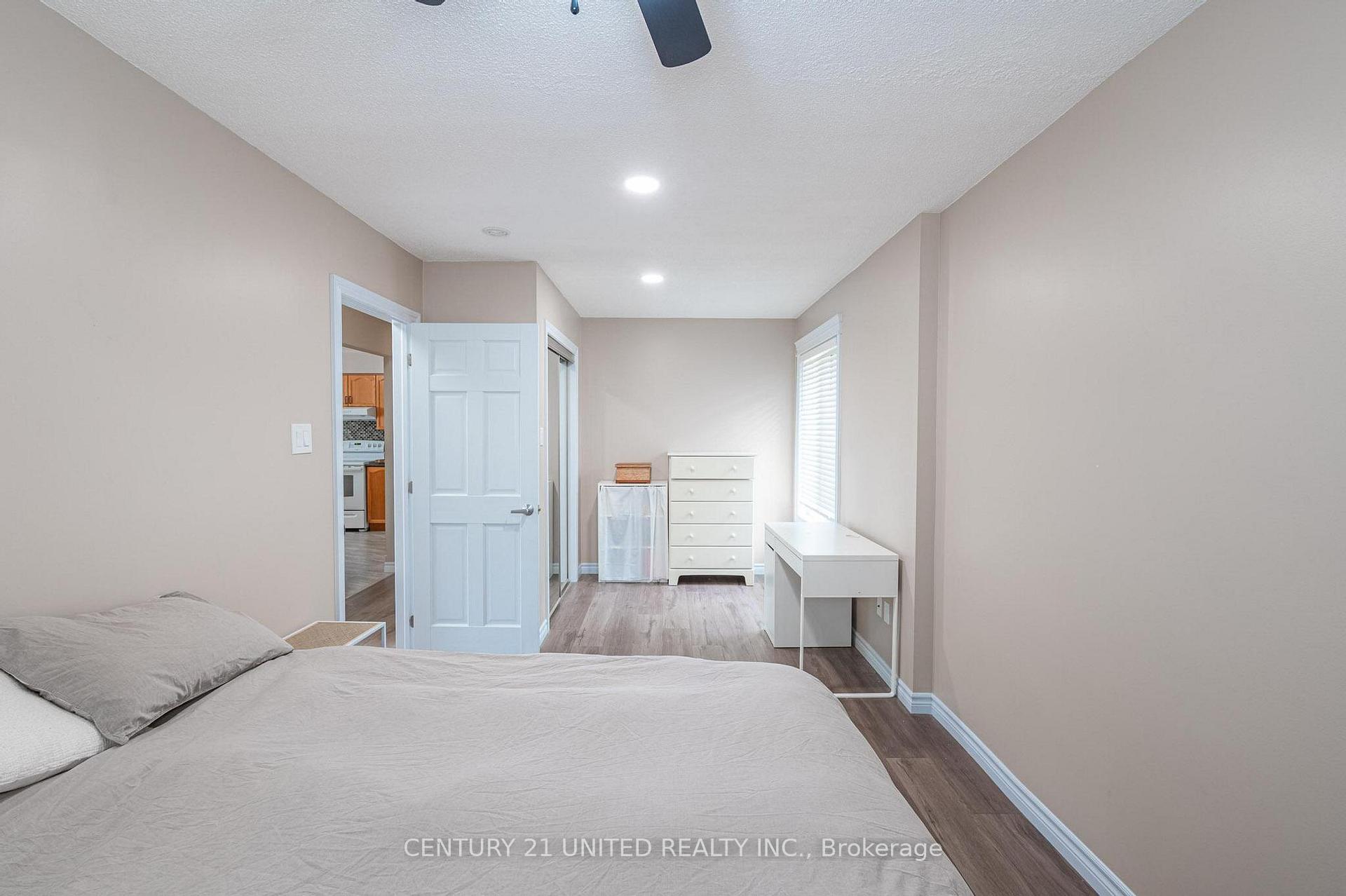 Photo 19 of 2509 Marsdale Drive, Peterborough, Ashburnham Ward 4 — HOMEH