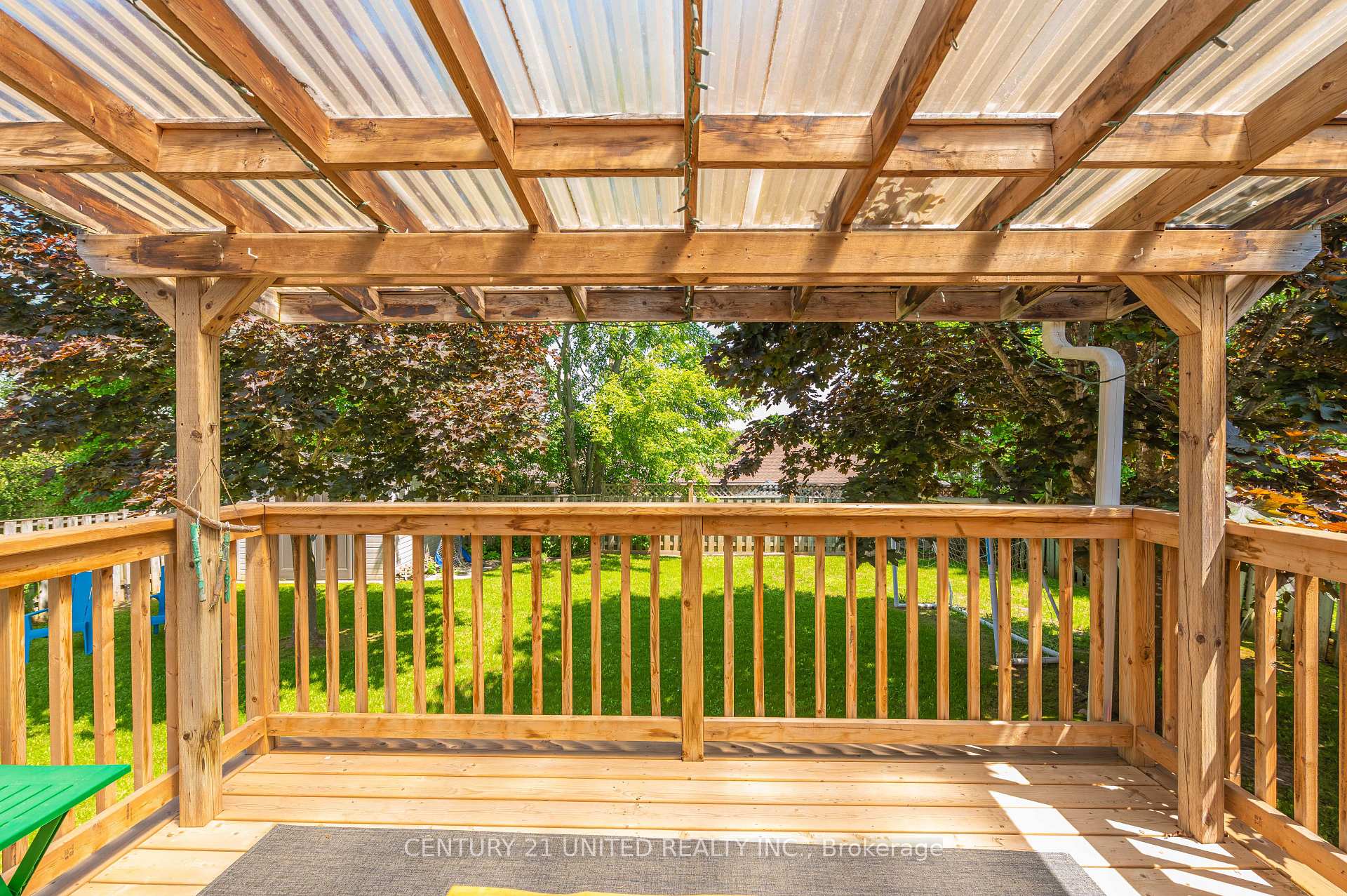 Photo 32 of 2509 Marsdale Drive, Peterborough, Ashburnham Ward 4 — HOMEH