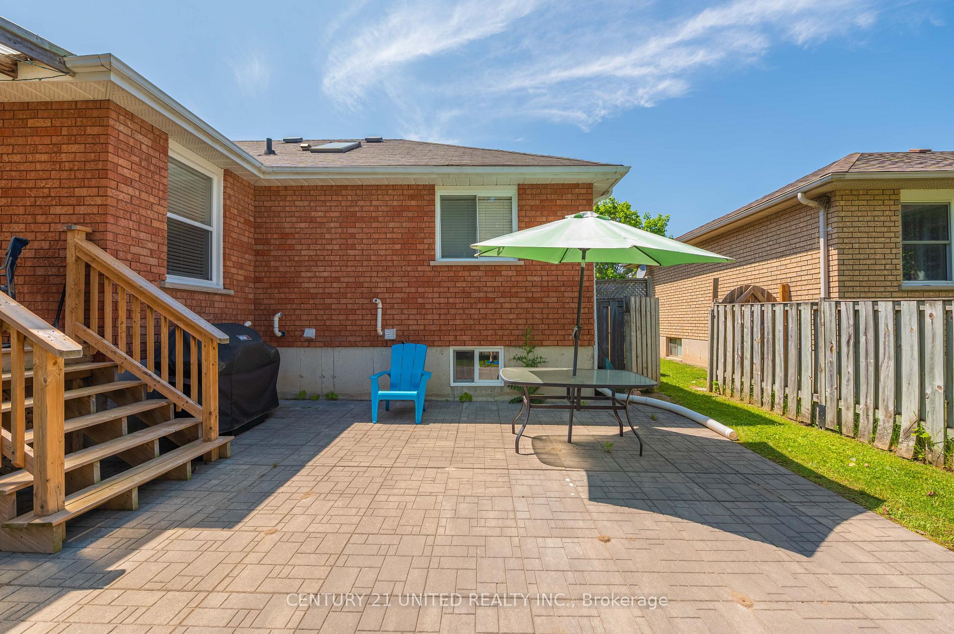 Photo 38 of 2509 Marsdale Drive, Peterborough, Ashburnham Ward 4 — HOMEH