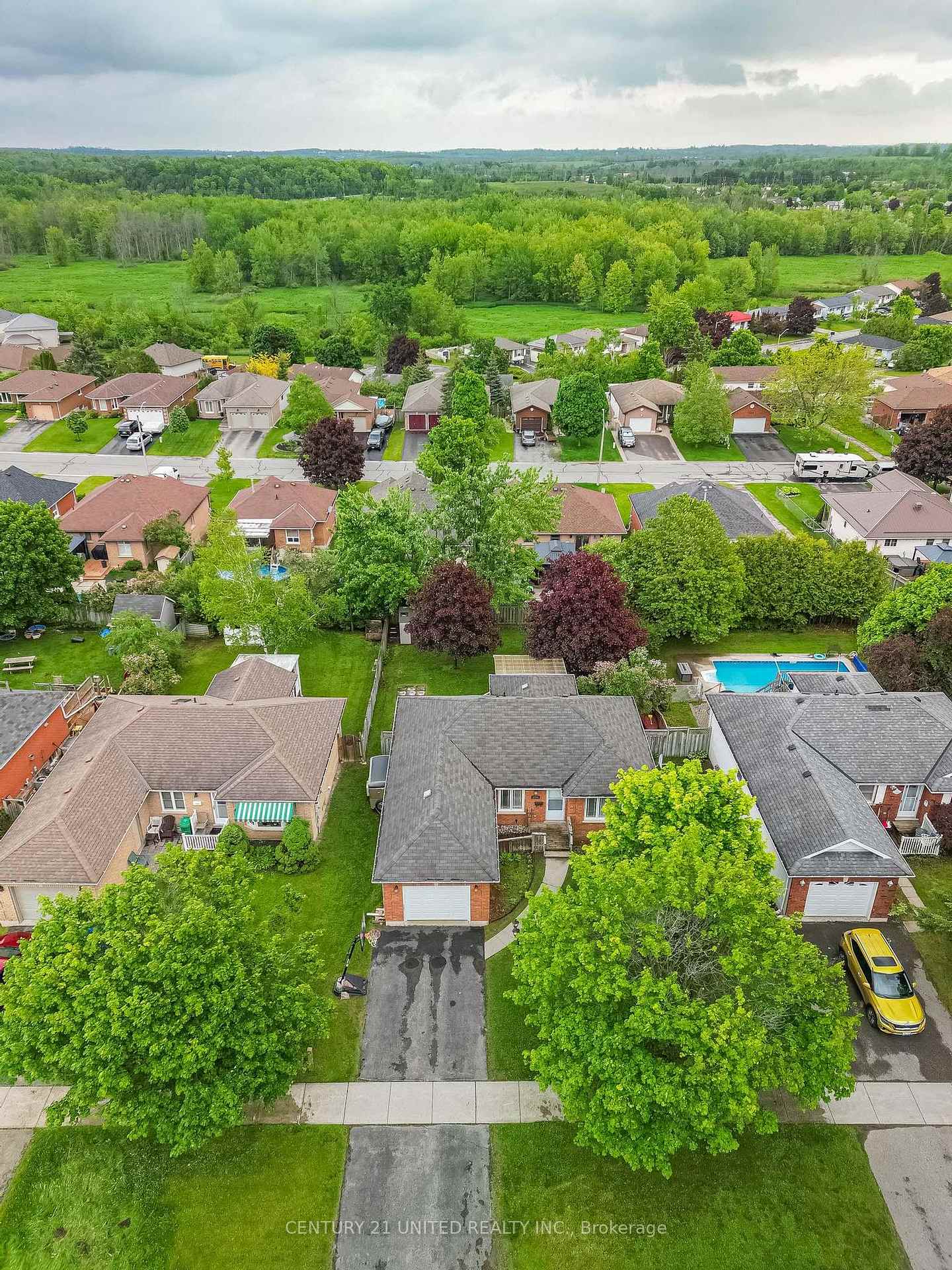 Photo 41 of 2509 Marsdale Drive, Peterborough, Ashburnham Ward 4 — HOMEH