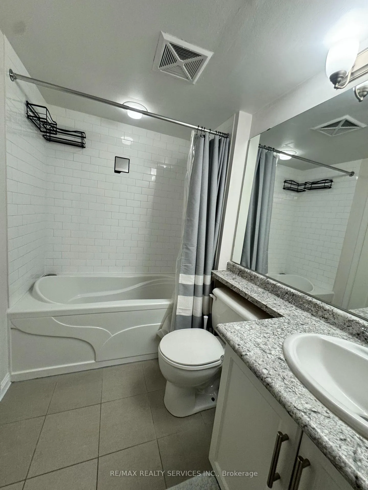 Photo 11 of Unit 94, 9 Windermere Avenue, Toronto, High Park-Swansea — HOMEH