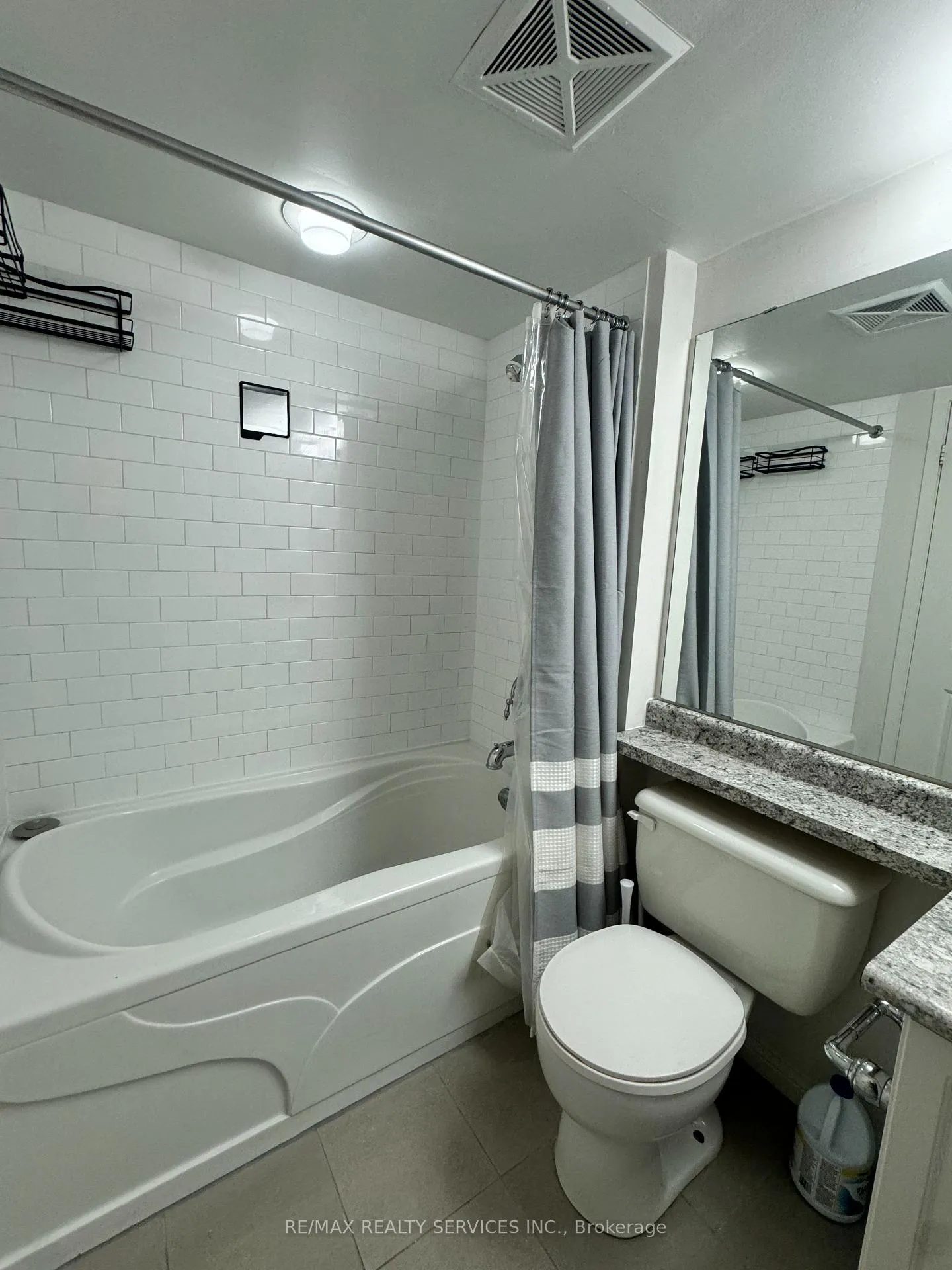 Photo 13 of Unit 94, 9 Windermere Avenue, Toronto, High Park-Swansea — HOMEH