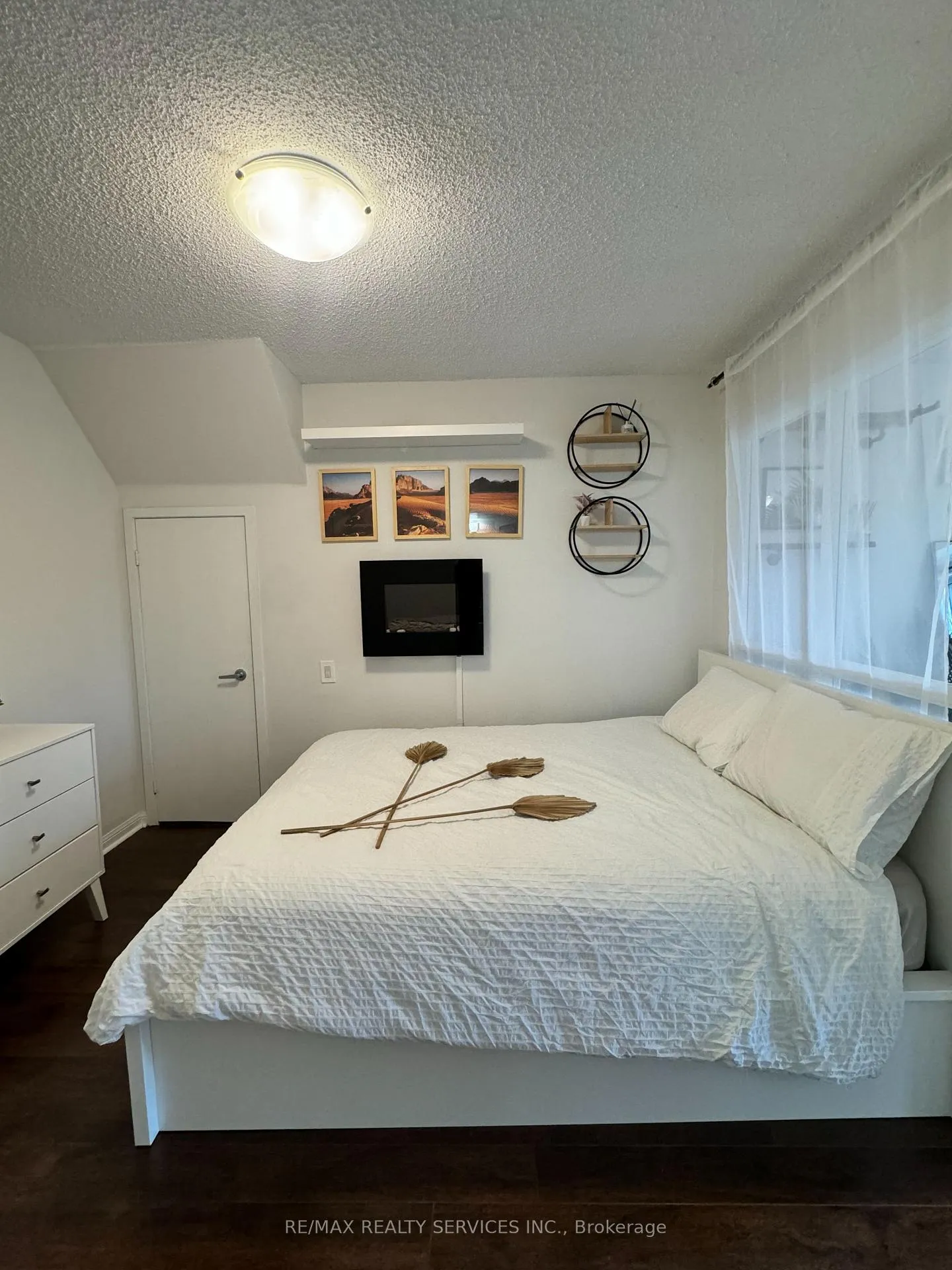 Photo 14 of Unit 94, 9 Windermere Avenue, Toronto, High Park-Swansea — HOMEH