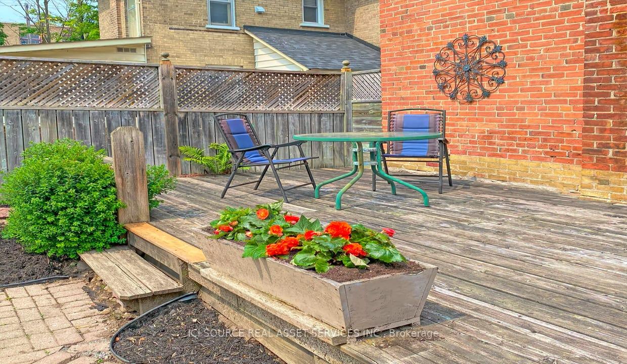 Photo 16 of 511 Cross Street, Peterborough, Town Ward 3 — HOMEH