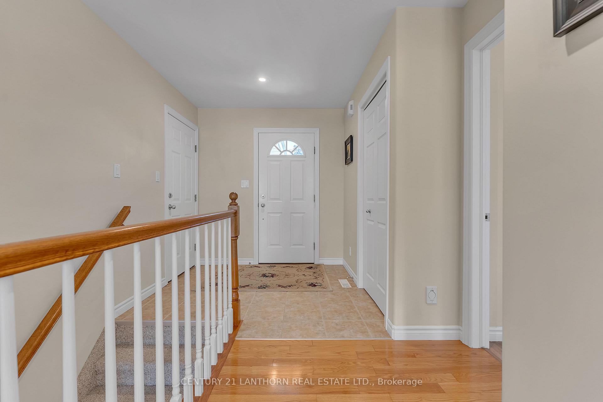 Photo 9 of 5 Finch Drive, Belleville, Belleville Ward — HOMEH
