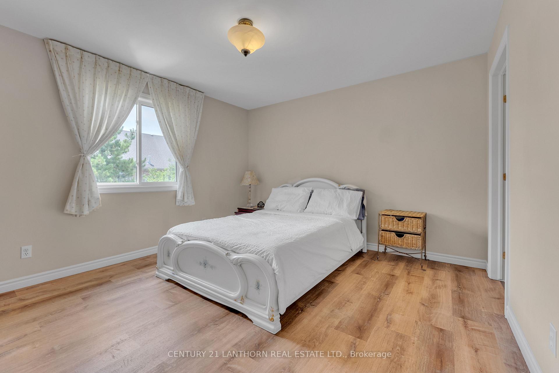 Photo 28 of 5 Finch Drive, Belleville, Belleville Ward — HOMEH