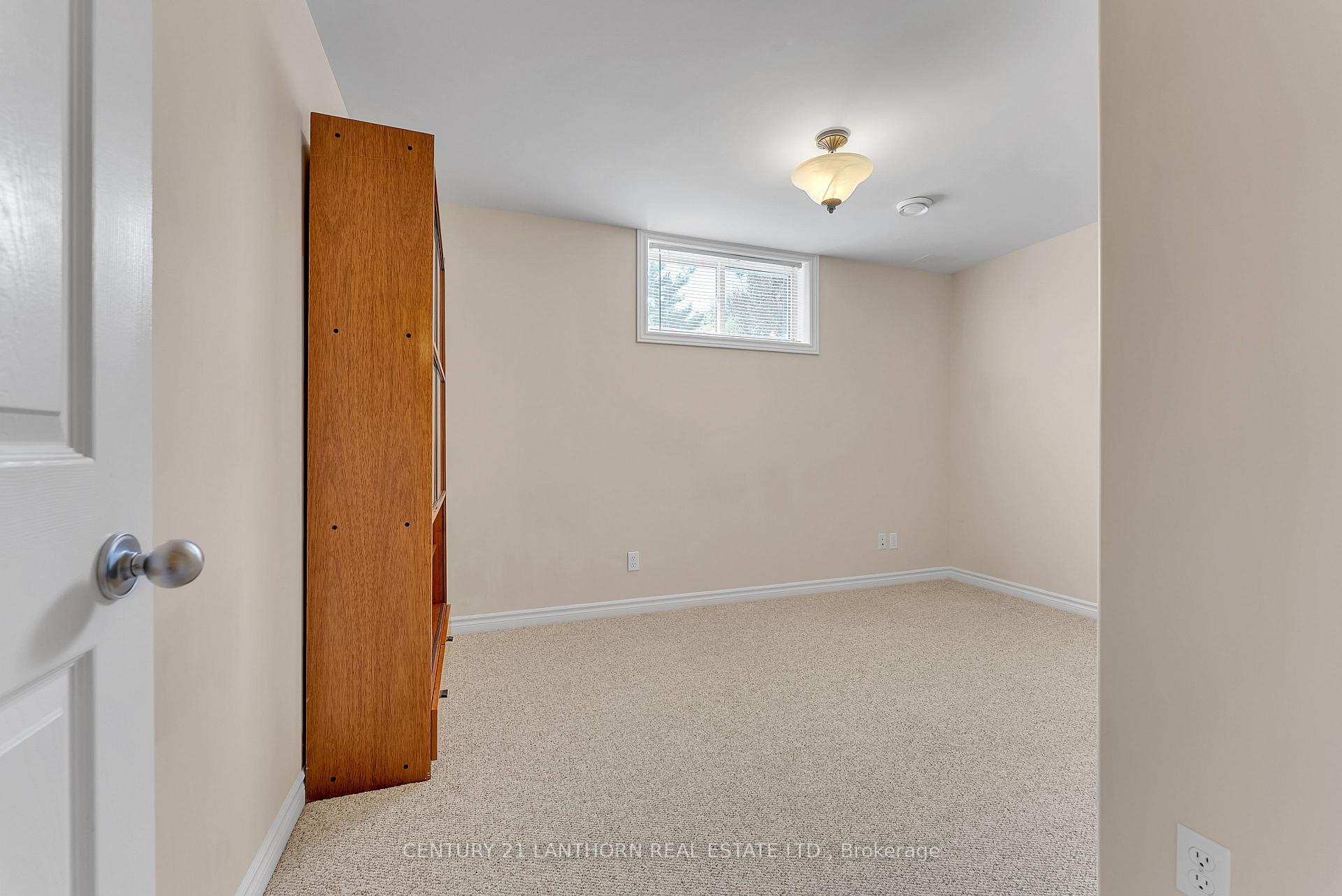 Photo 33 of 5 Finch Drive, Belleville, Belleville Ward — HOMEH