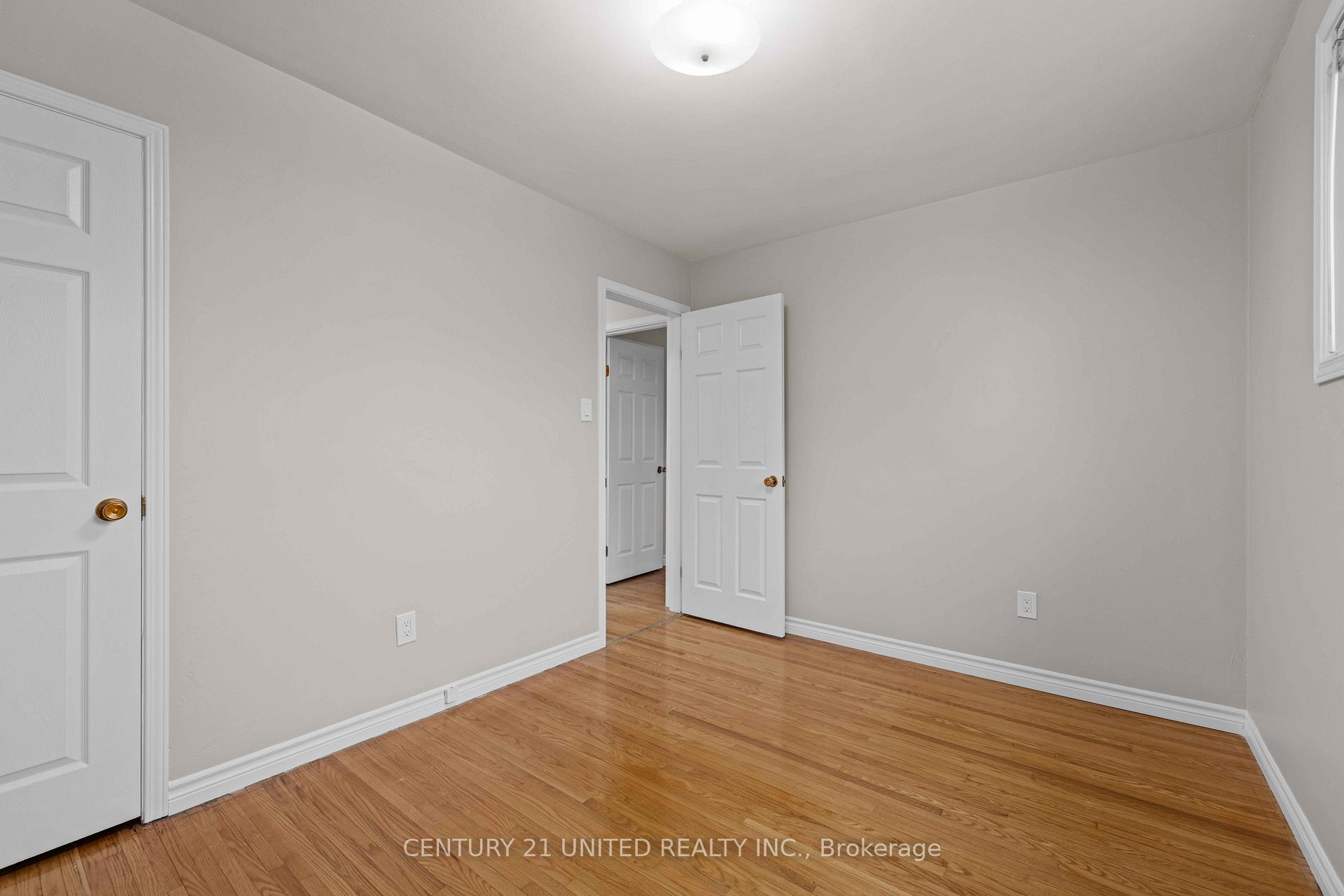 Photo 19 of 744 Water Street, Peterborough, Northcrest Ward 5 — HOMEH