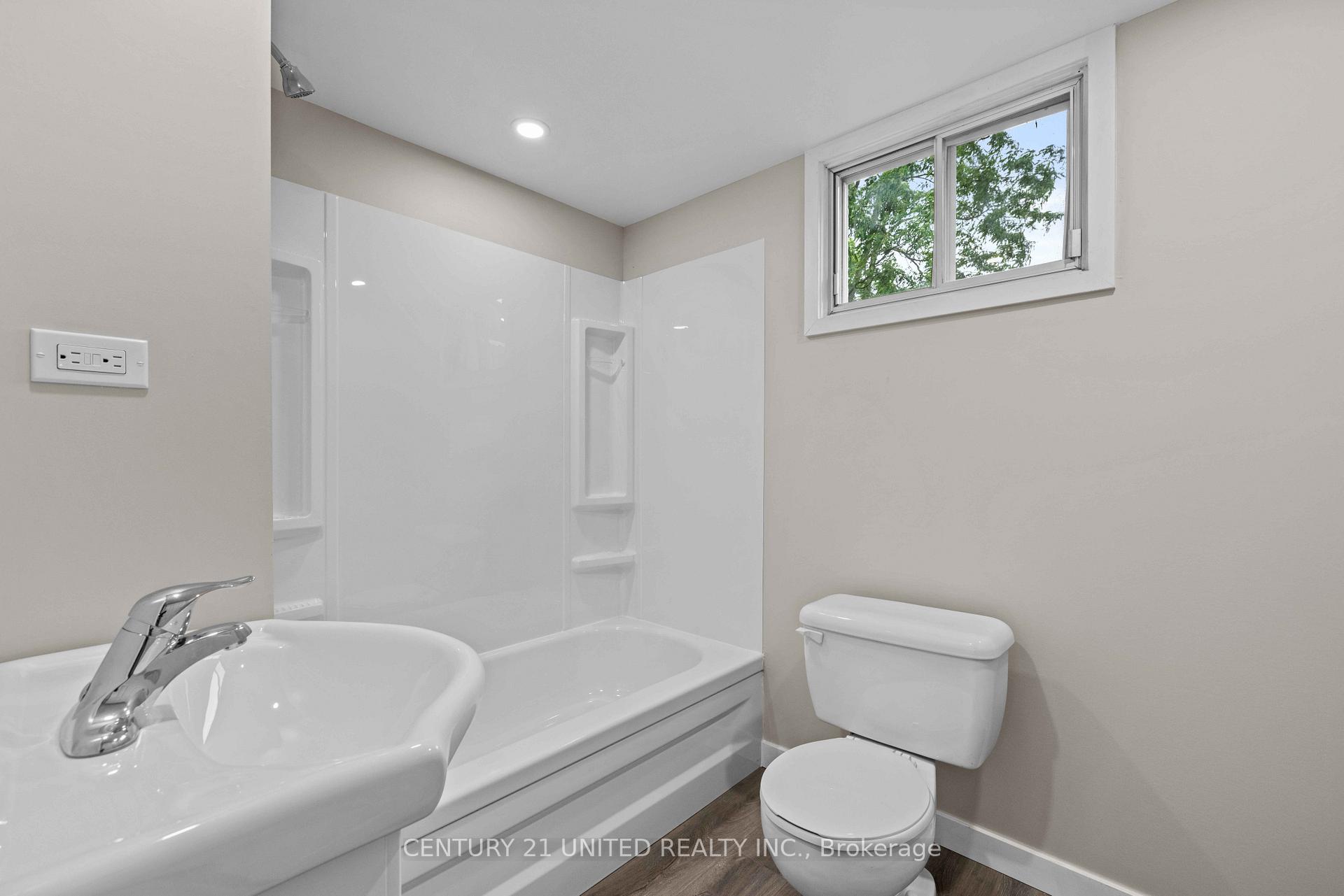 Photo 33 of 744 Water Street, Peterborough, Northcrest Ward 5 — HOMEH