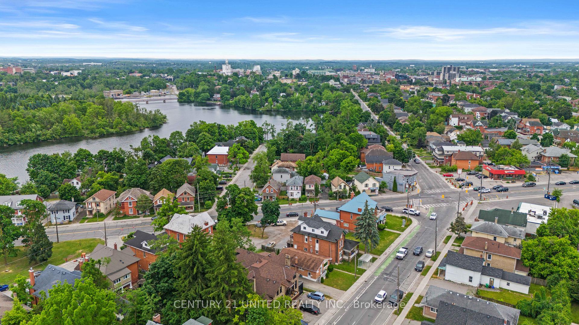 Photo 39 of 744 Water Street, Peterborough, Northcrest Ward 5 — HOMEH