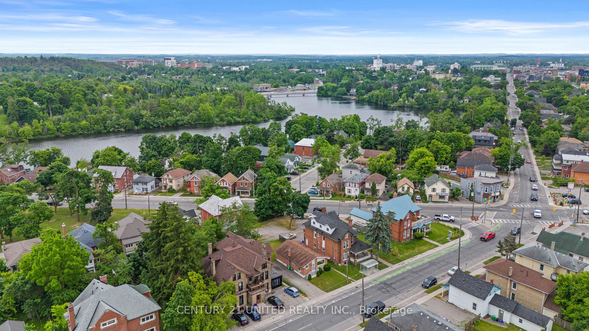 Photo 40 of 744 Water Street, Peterborough, Northcrest Ward 5 — HOMEH