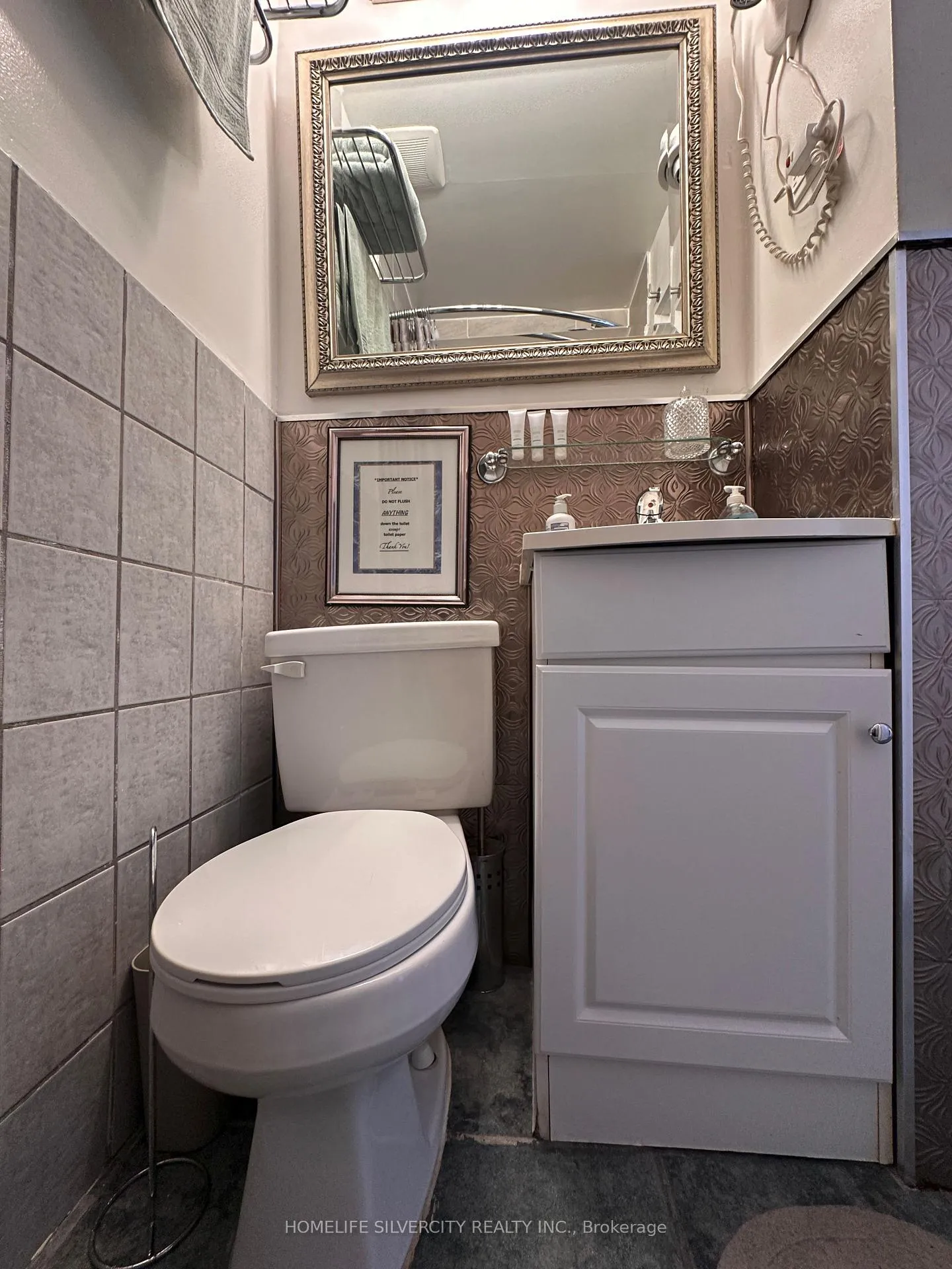 Photo 18 of Unit 4, 50 Nelson Street W, Brampton, Downtown Brampton — HOMEH